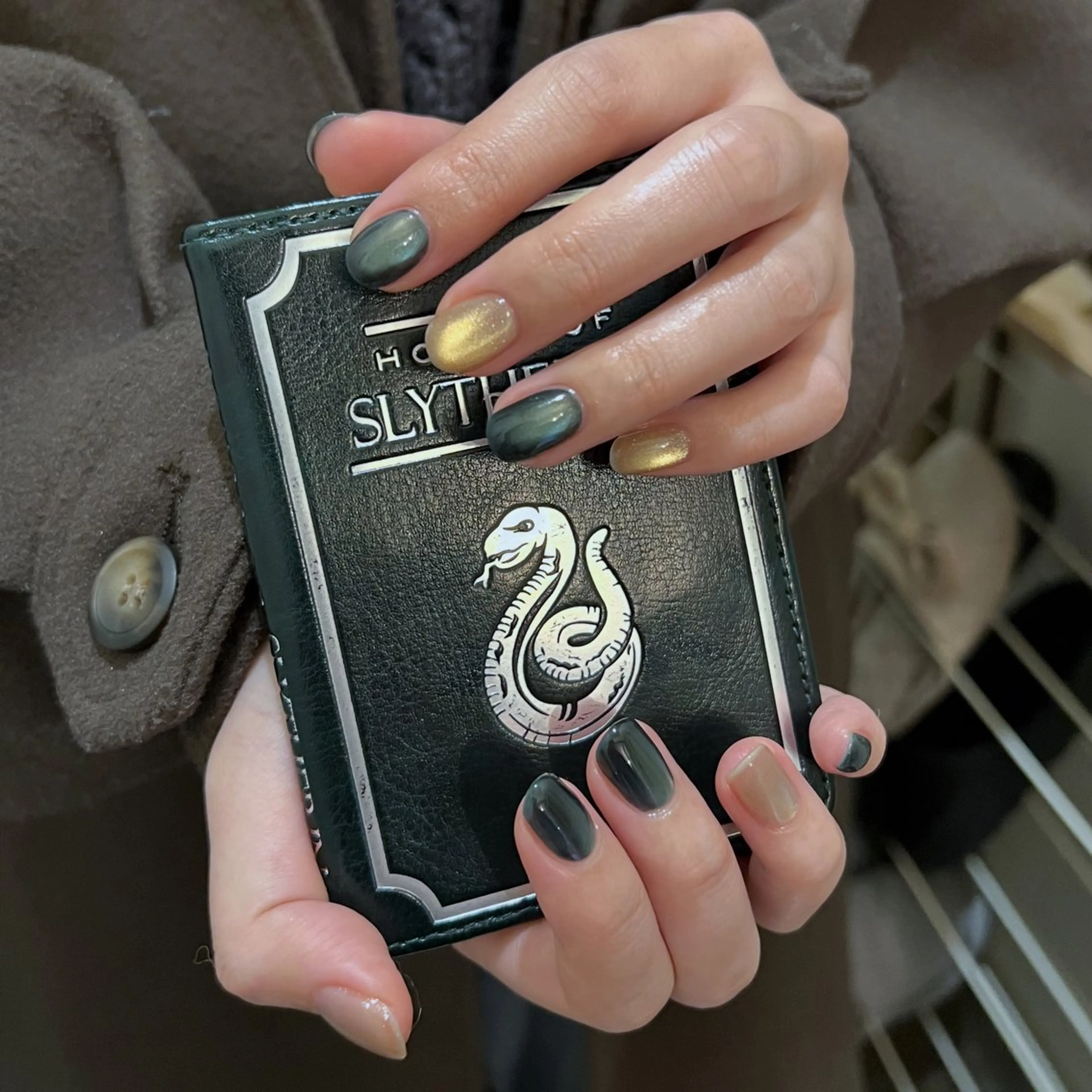 ネイル フラッシュネイル マグネットネイル urun eriのネイルデザイン