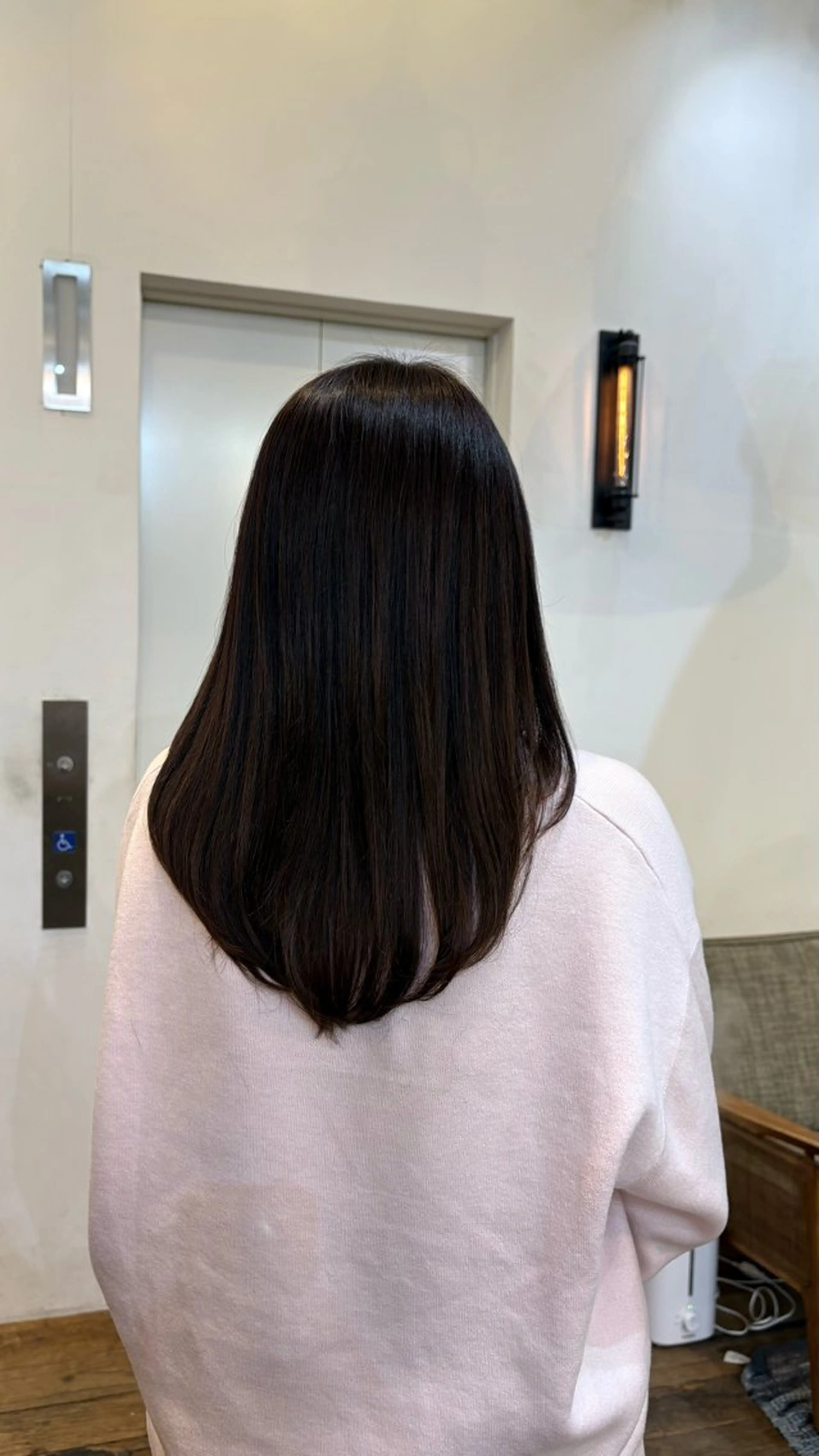 ロング 坂本菜摘 |レイヤーカットのヘアスタイル