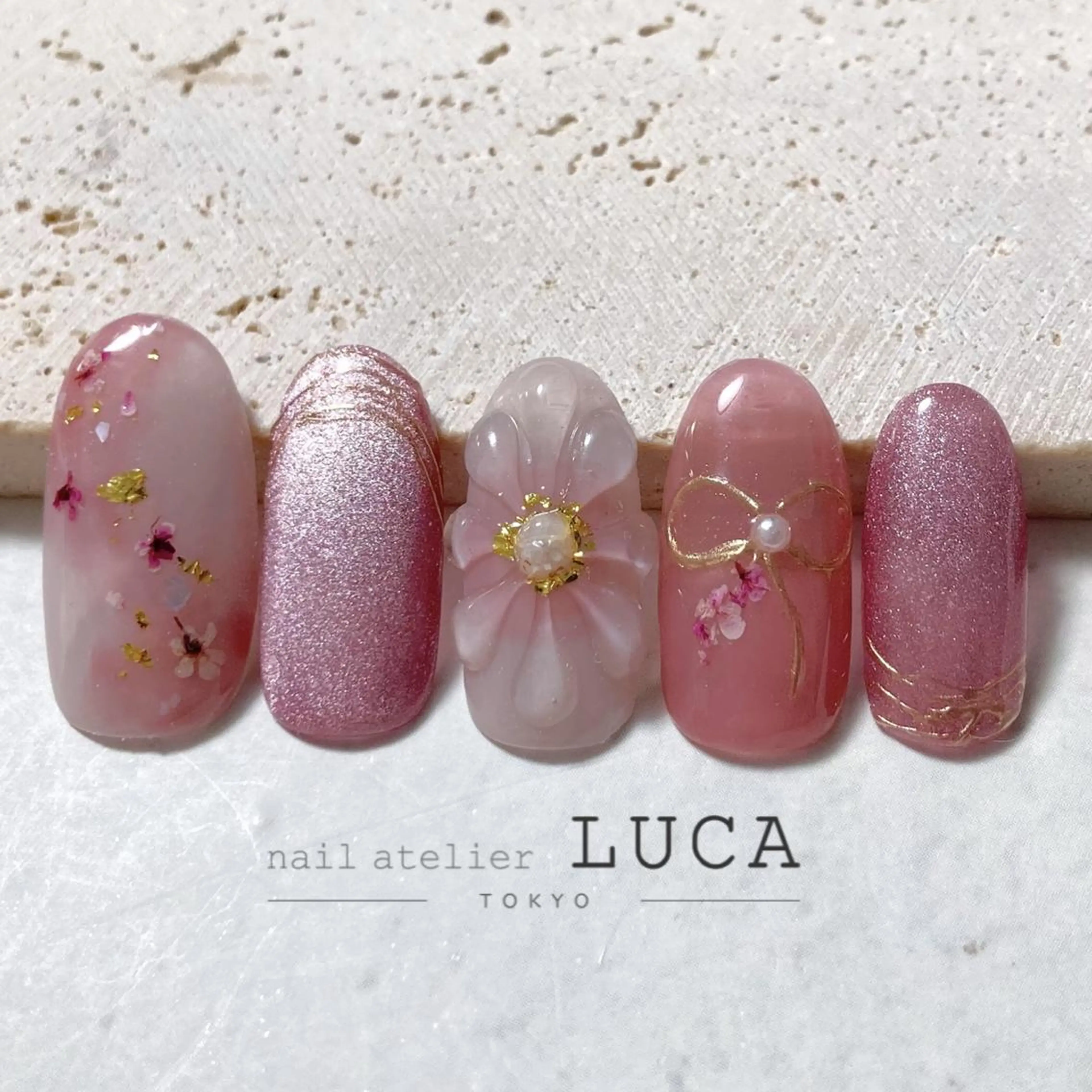 ネイル アートネイル オーロラネイル クリアネイル 長さ出し フットネイル ハンドネイル ネイルアトリエルカ スタッフのネイルデザイン