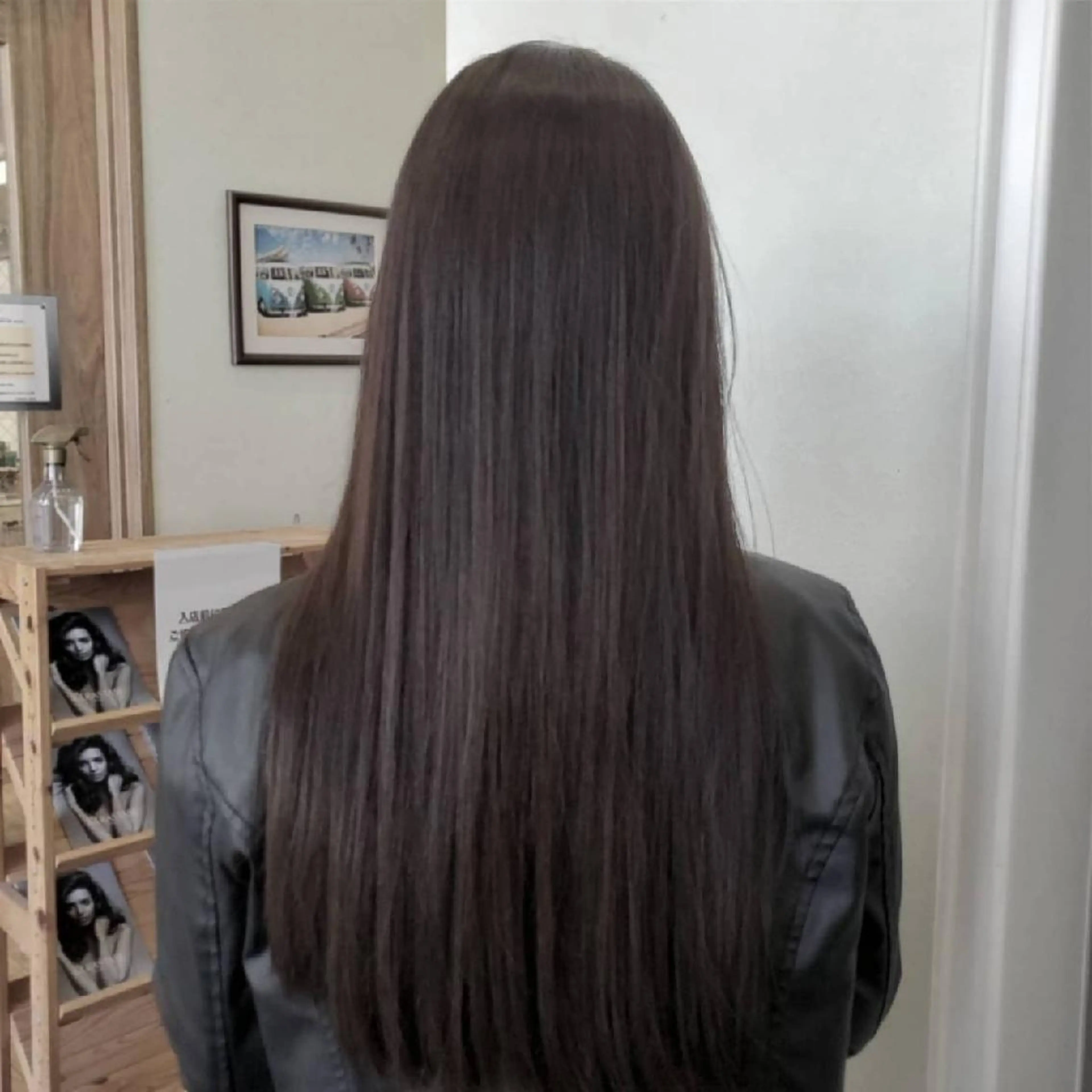 ロング カラー アッシュ カット ヘアカラー トリートメント TriumpH天王寺 Makoのヘアスタイル