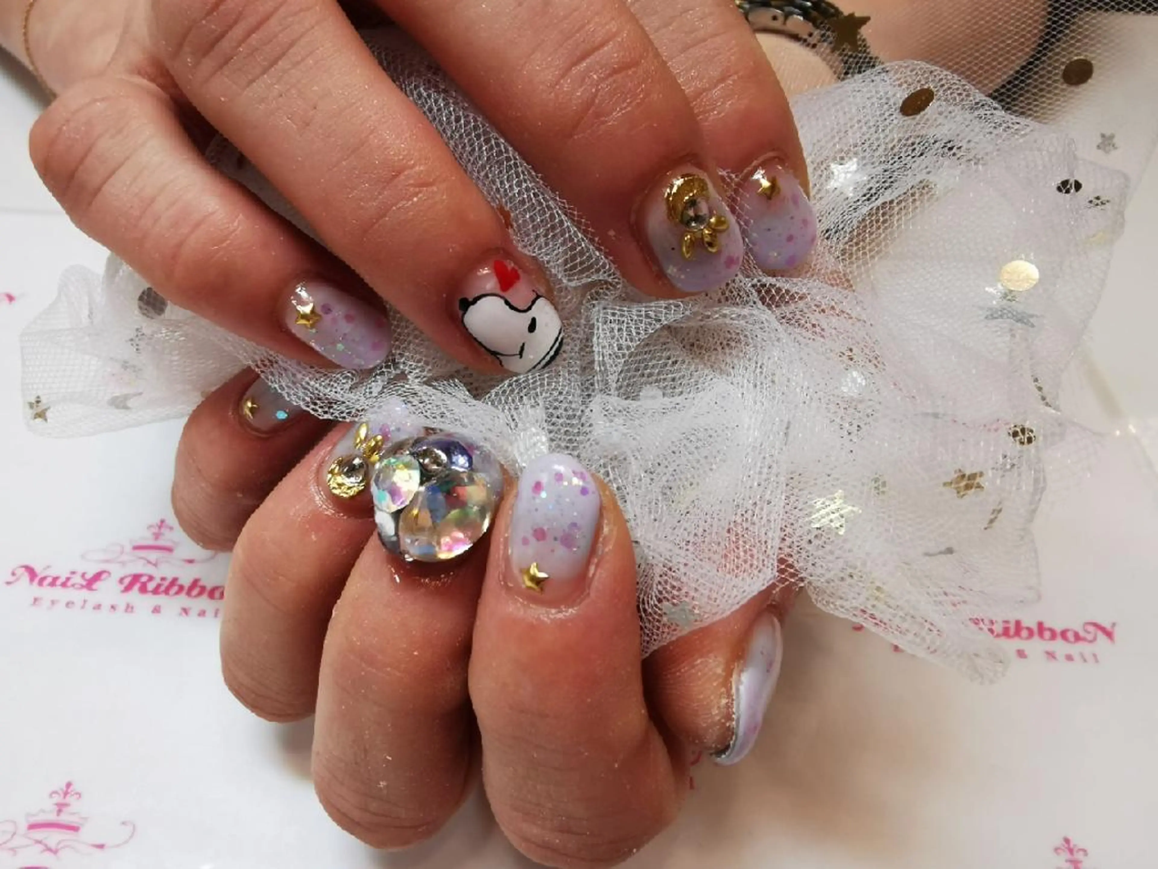 ネイル ネイルリボン 受付スタッフのネイルデザイン