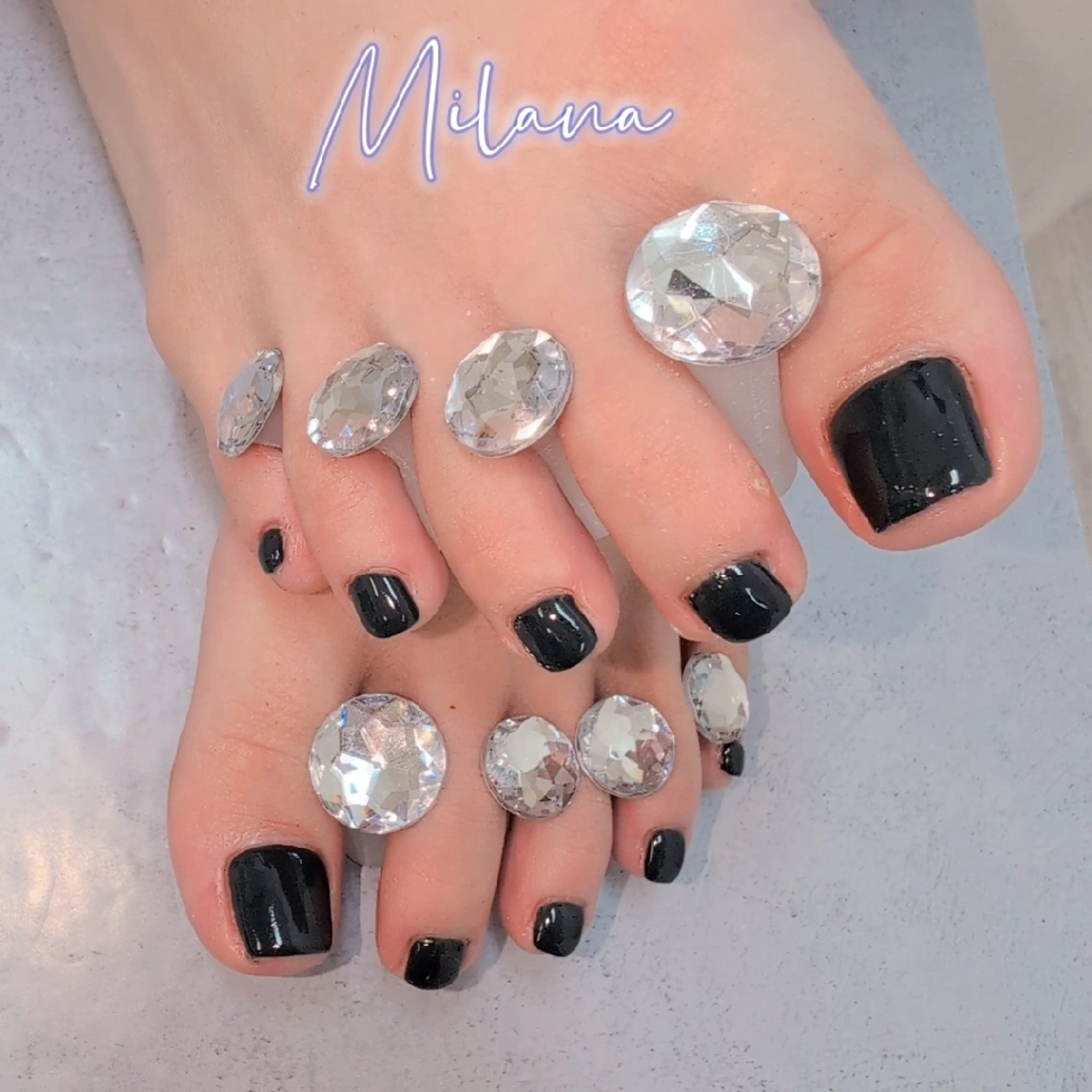 ネイル フットネイル ワンカラーネイル フットネイル Milana 川瀬のネイルデザイン