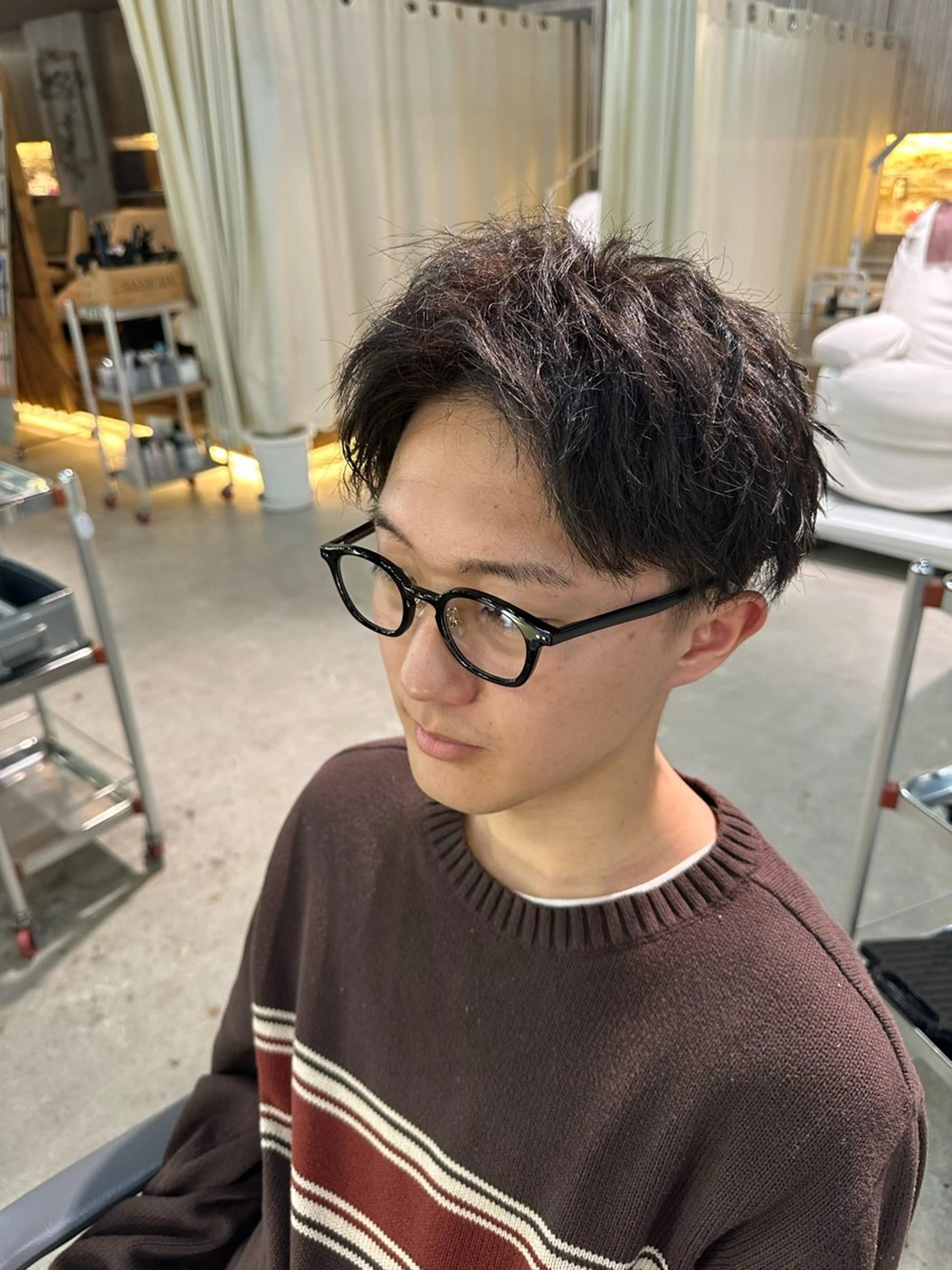 メンズ アップバング 溜 一太のヘアスタイル