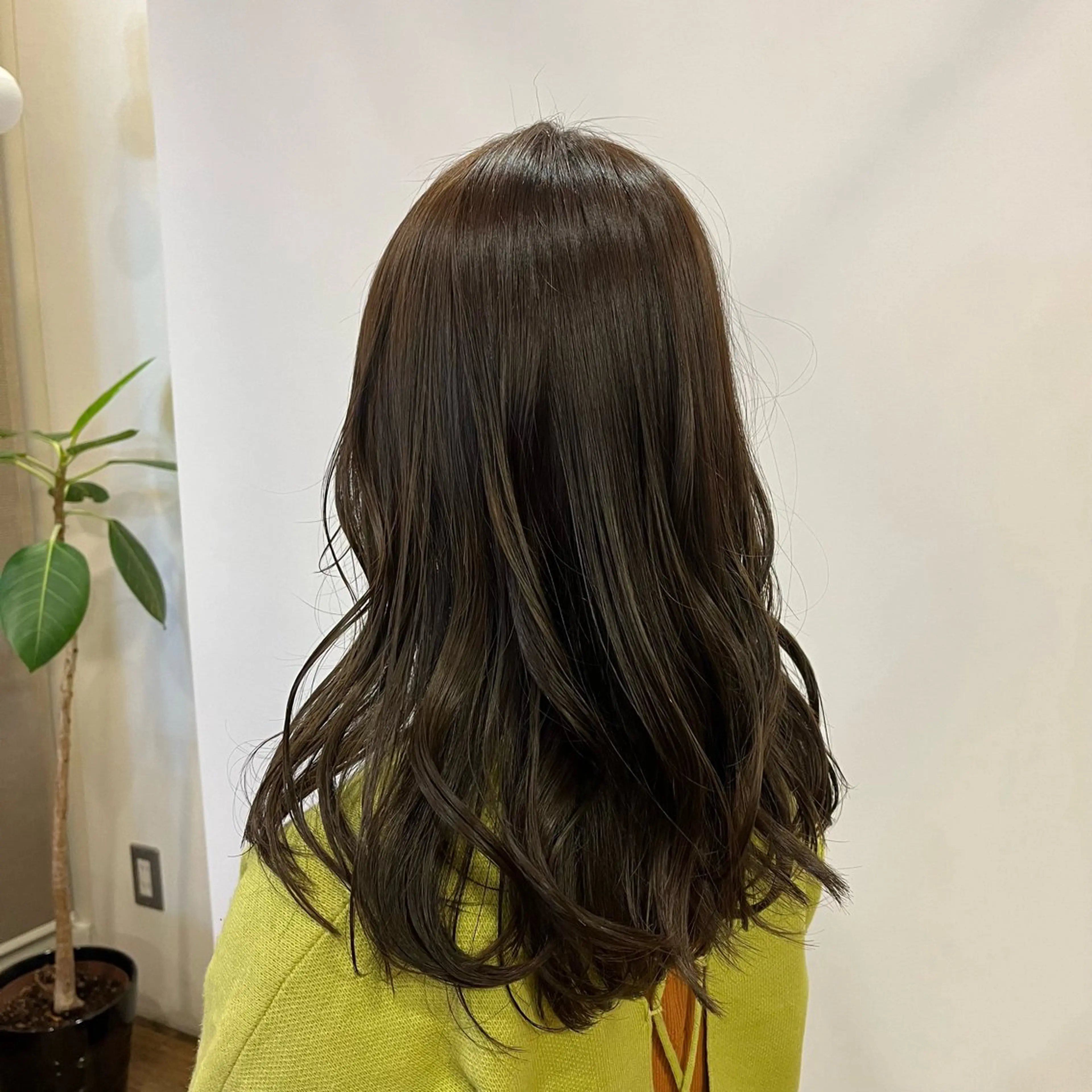 ロング anon所属・田中 結月のヘアスタイル