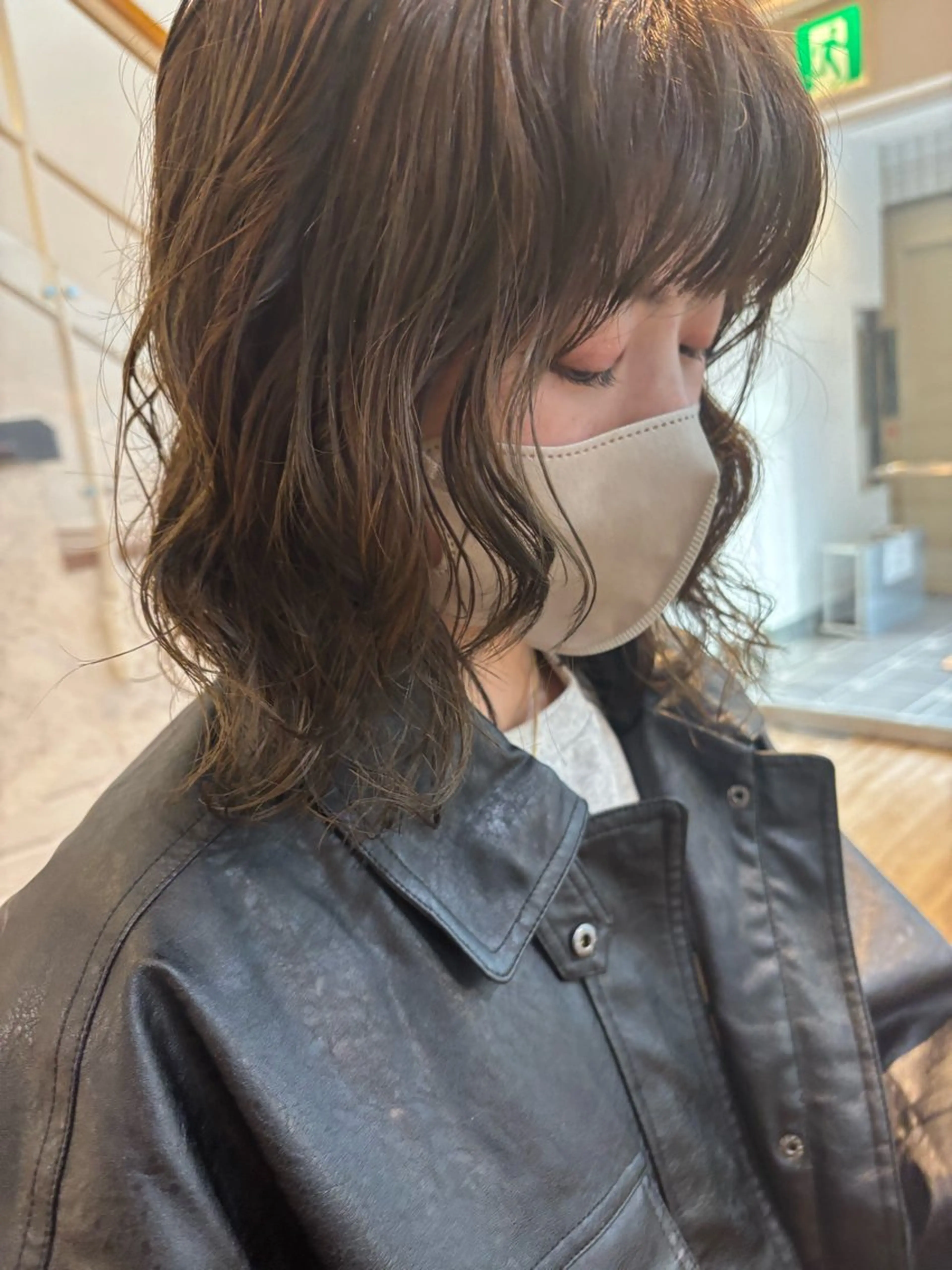 ミディアム パーマ 池田理紗/メンズ カット/切りっぱなしのヘアスタイル