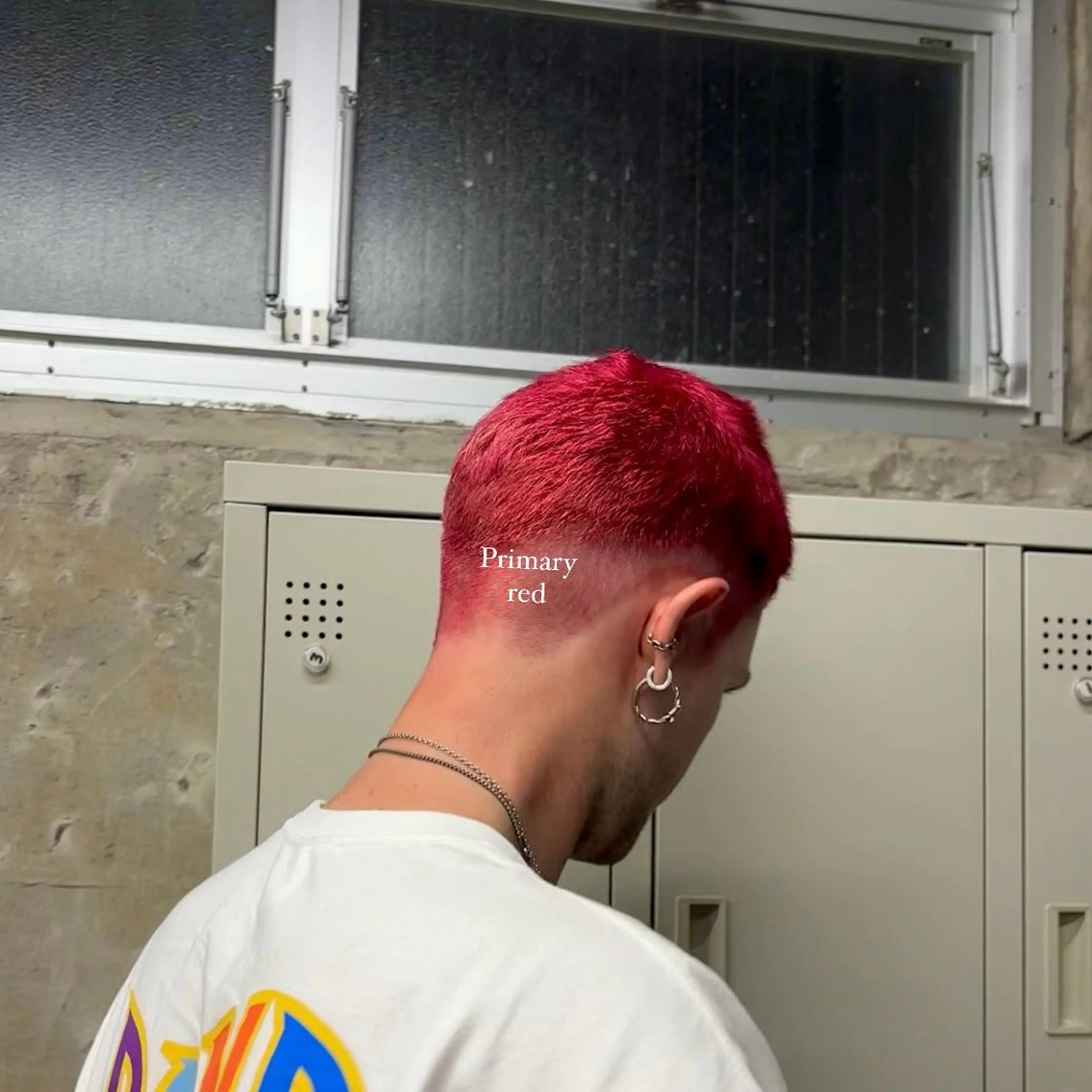 カラー メンズ レッドカラー ヘアカラー Moanin'所属・Ayuka / naturalのヘアスタイル