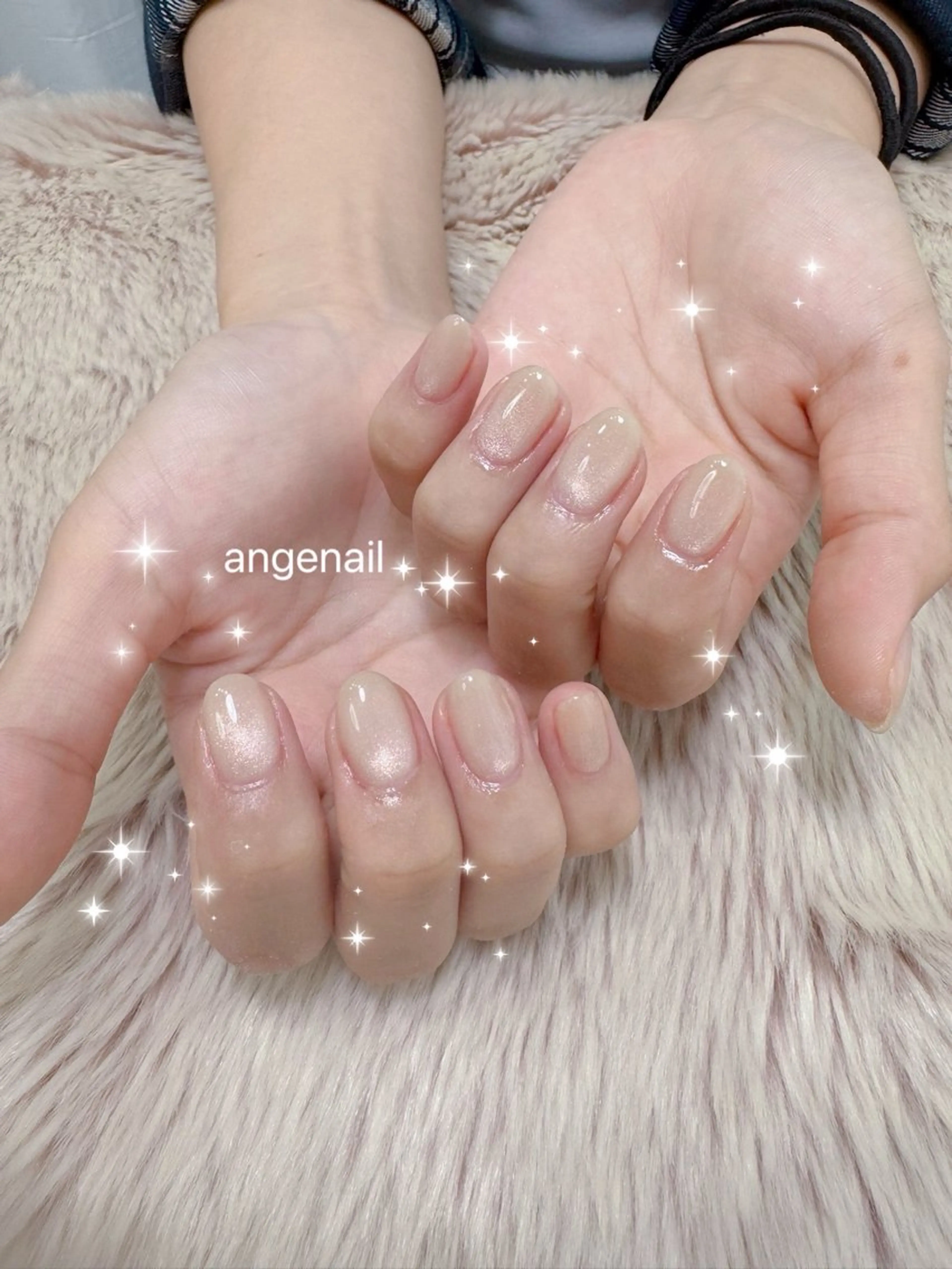 ネイル ハンドネイル オーナーネイリスト MAKIのネイルデザイン