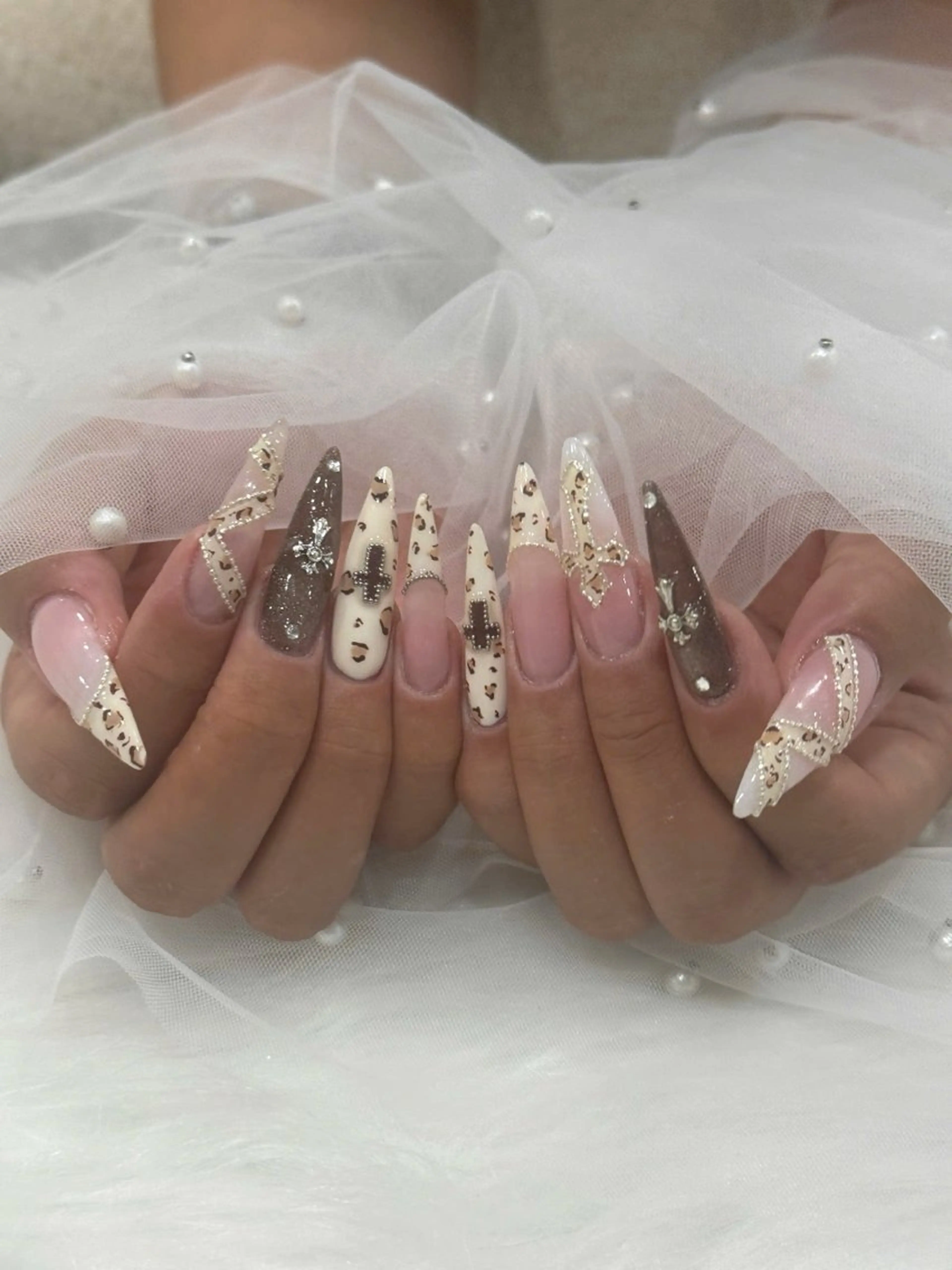 ネイル ハート 韓国ネイル 夏ネイル ワンホンネイル ハンドネイル gin ginのネイルデザイン