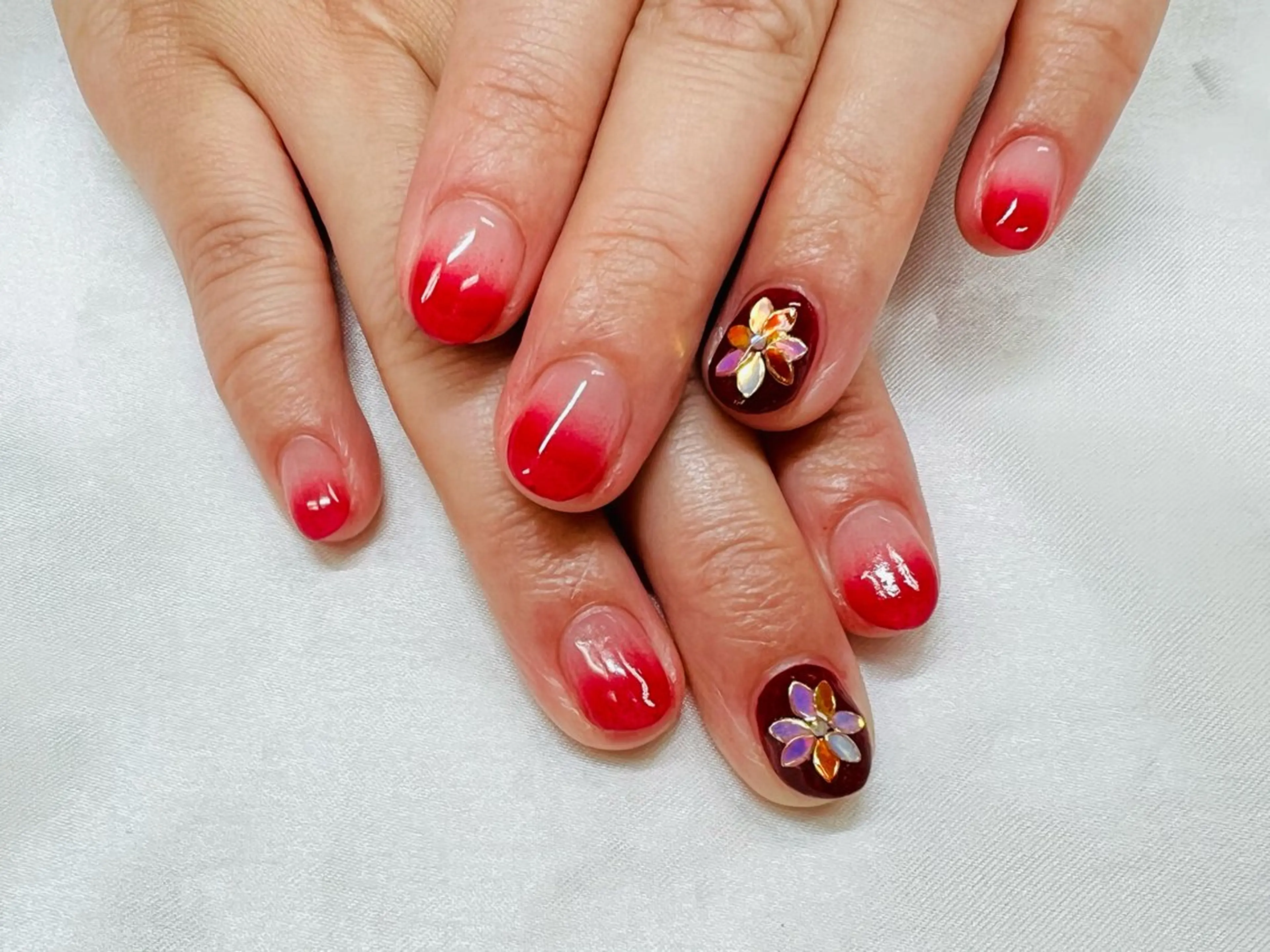 ネイル ユリシスネイル 担当近藤のネイルデザイン