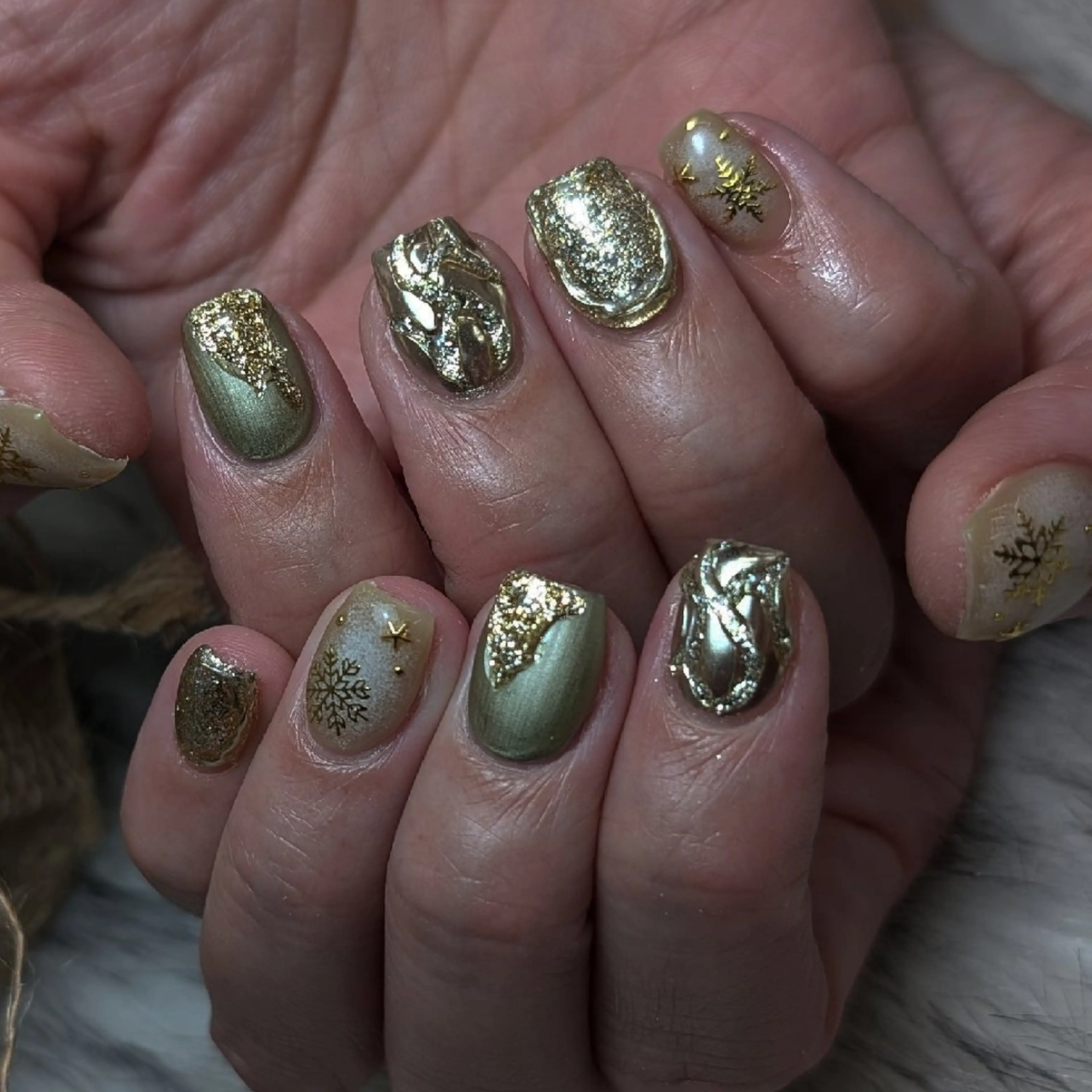 ネイル ハンドネイル RUNWAY 　　の眉毛・アイブロウイメージ