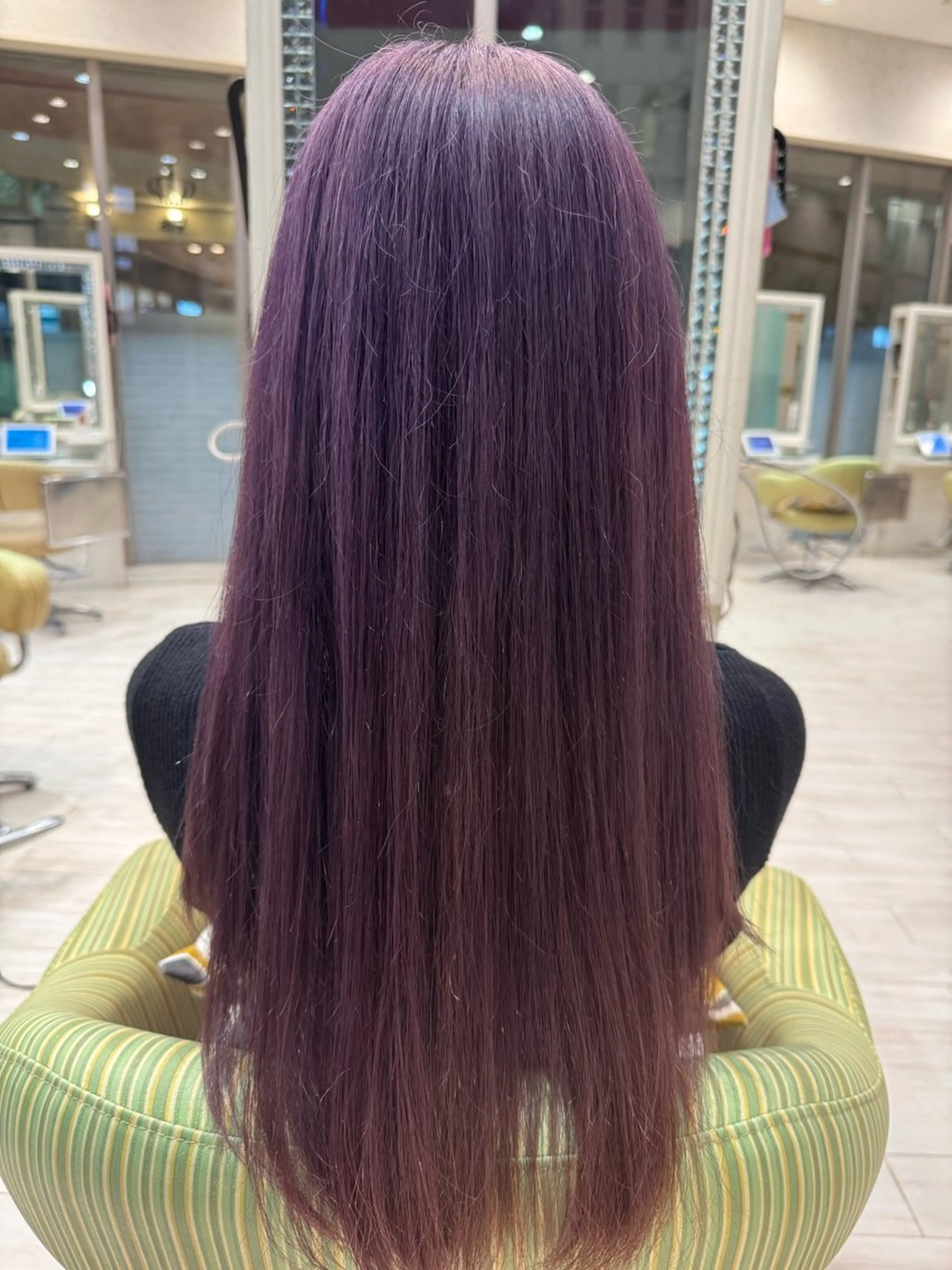 ロング ヘアカラー 松尾 怜奈のヘアスタイル