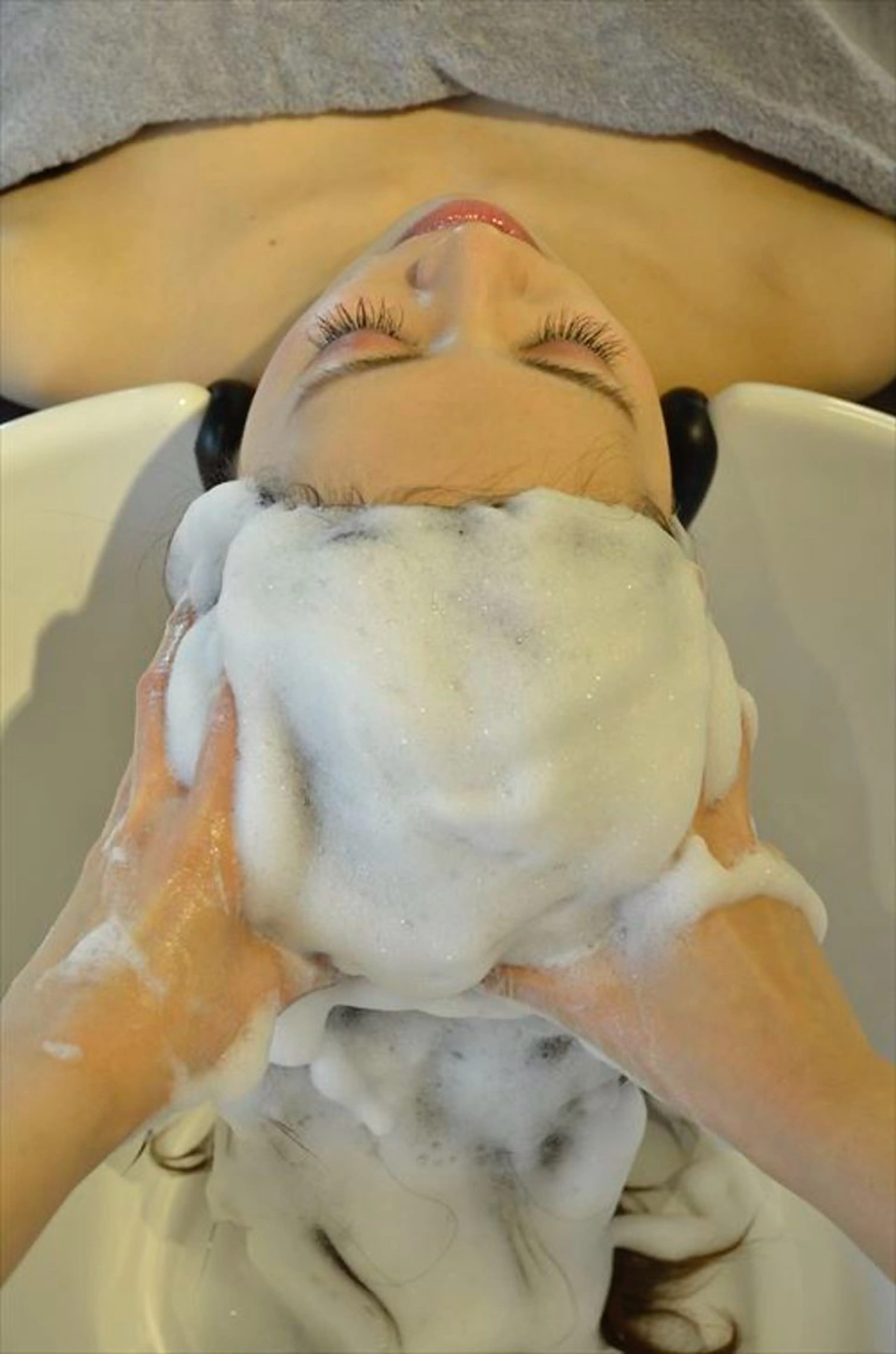 お疲れのあなたへ【ヘッドスパマッサージ】の写真