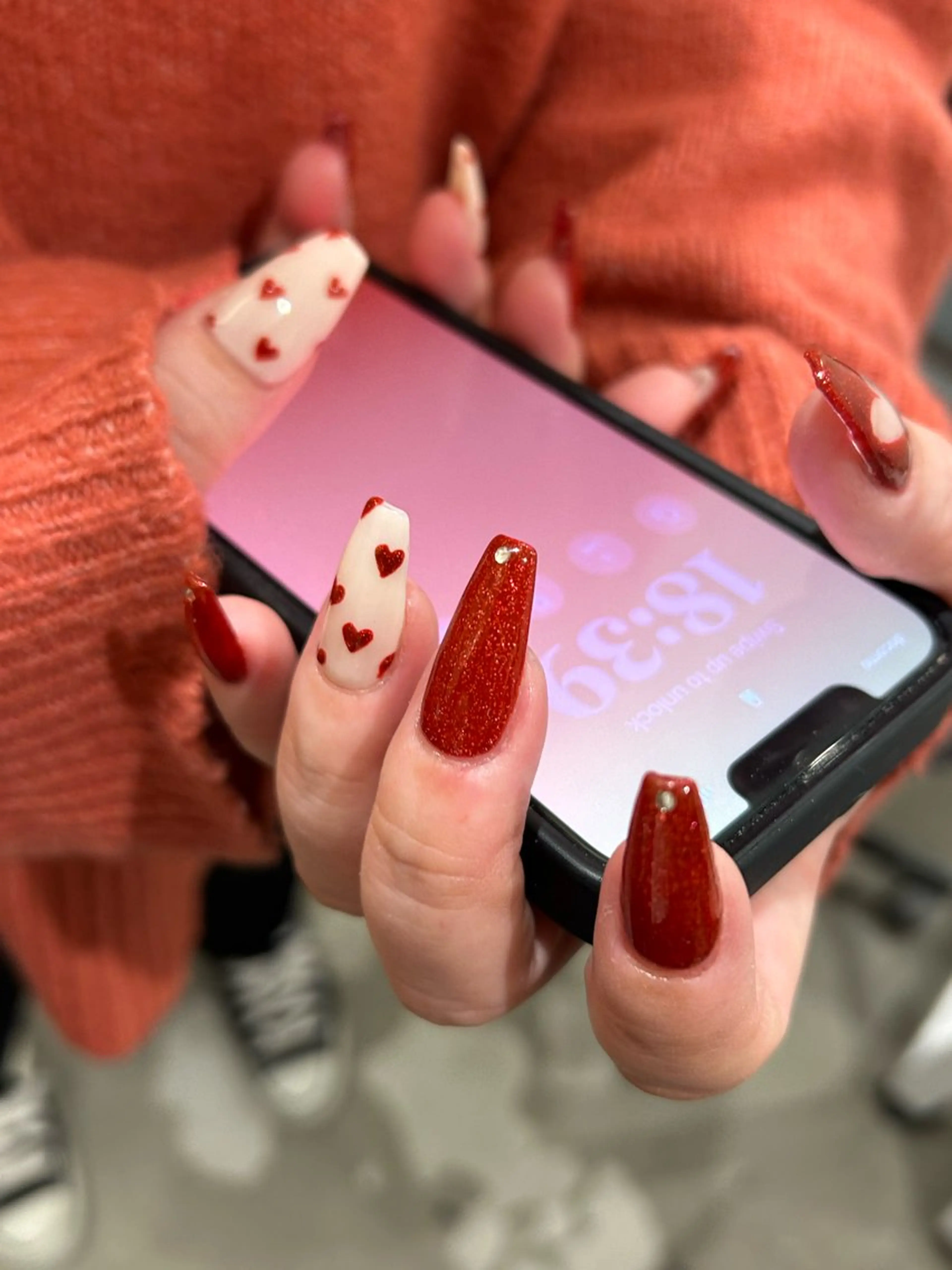 ネイル ハート ハンドネイル tote. sumileのネイルデザイン