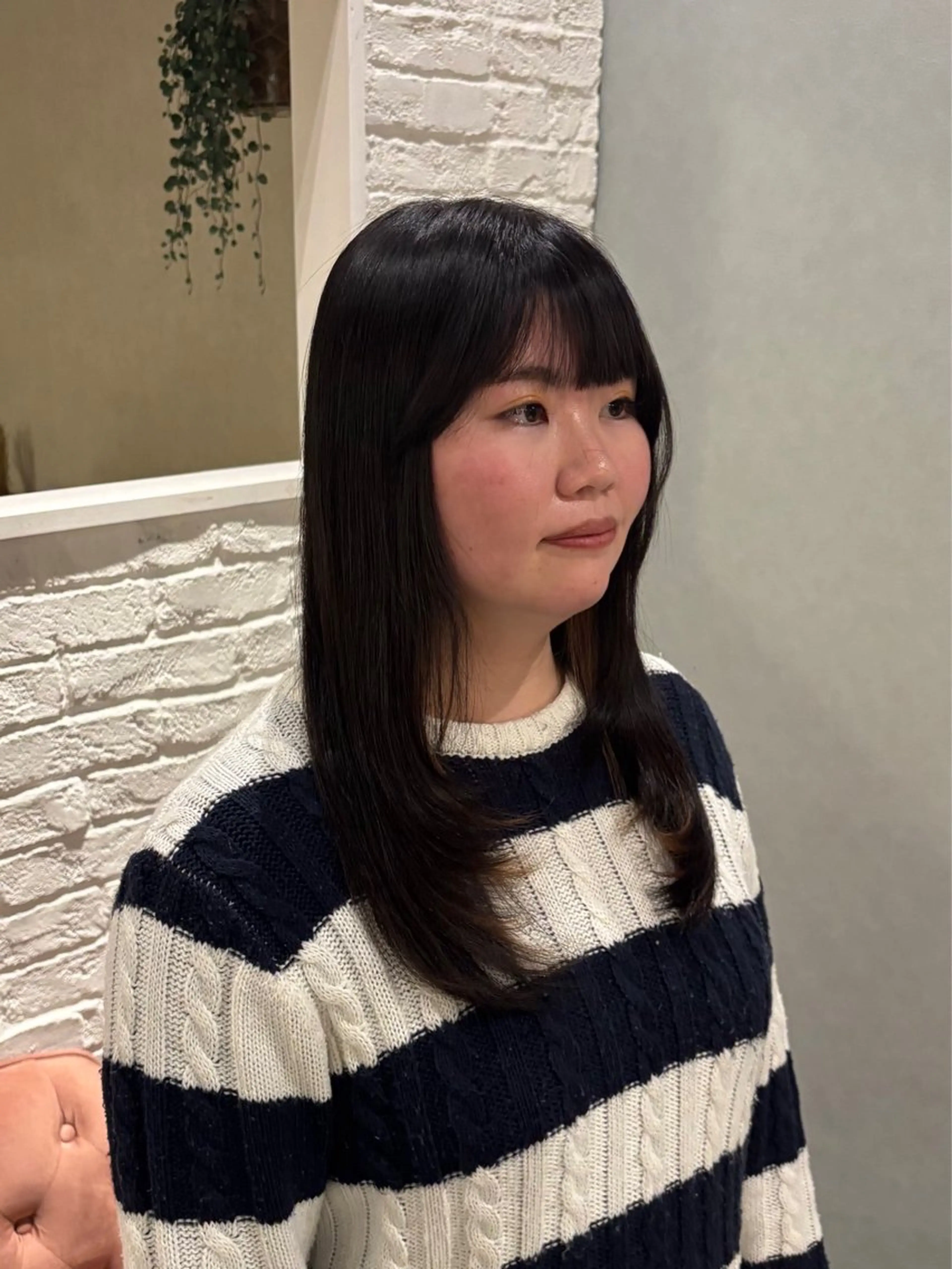 セミロング Rudder 牛嶋のヘアスタイル