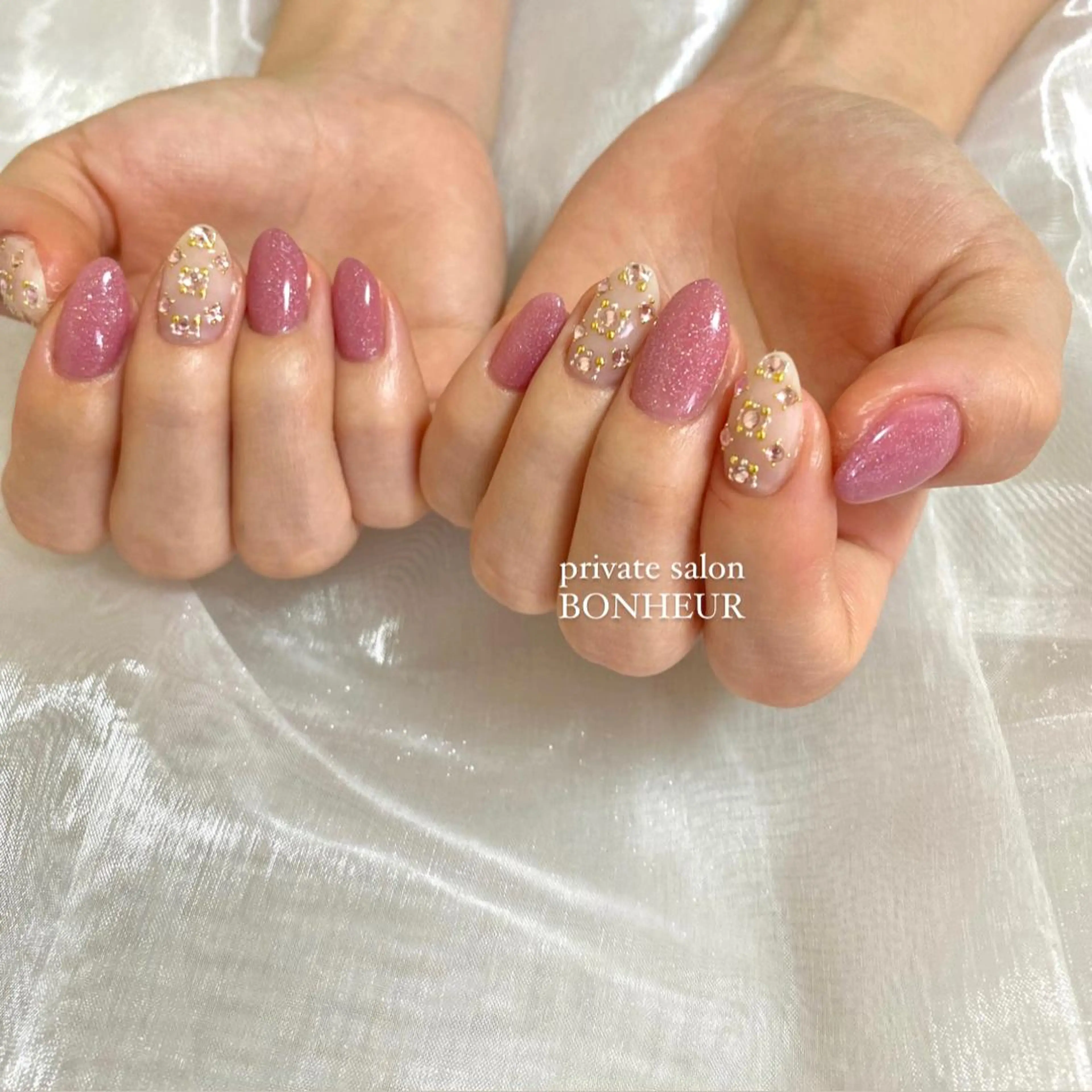 ネイル ハンドネイル BONHEUR Annaのネイルデザイン