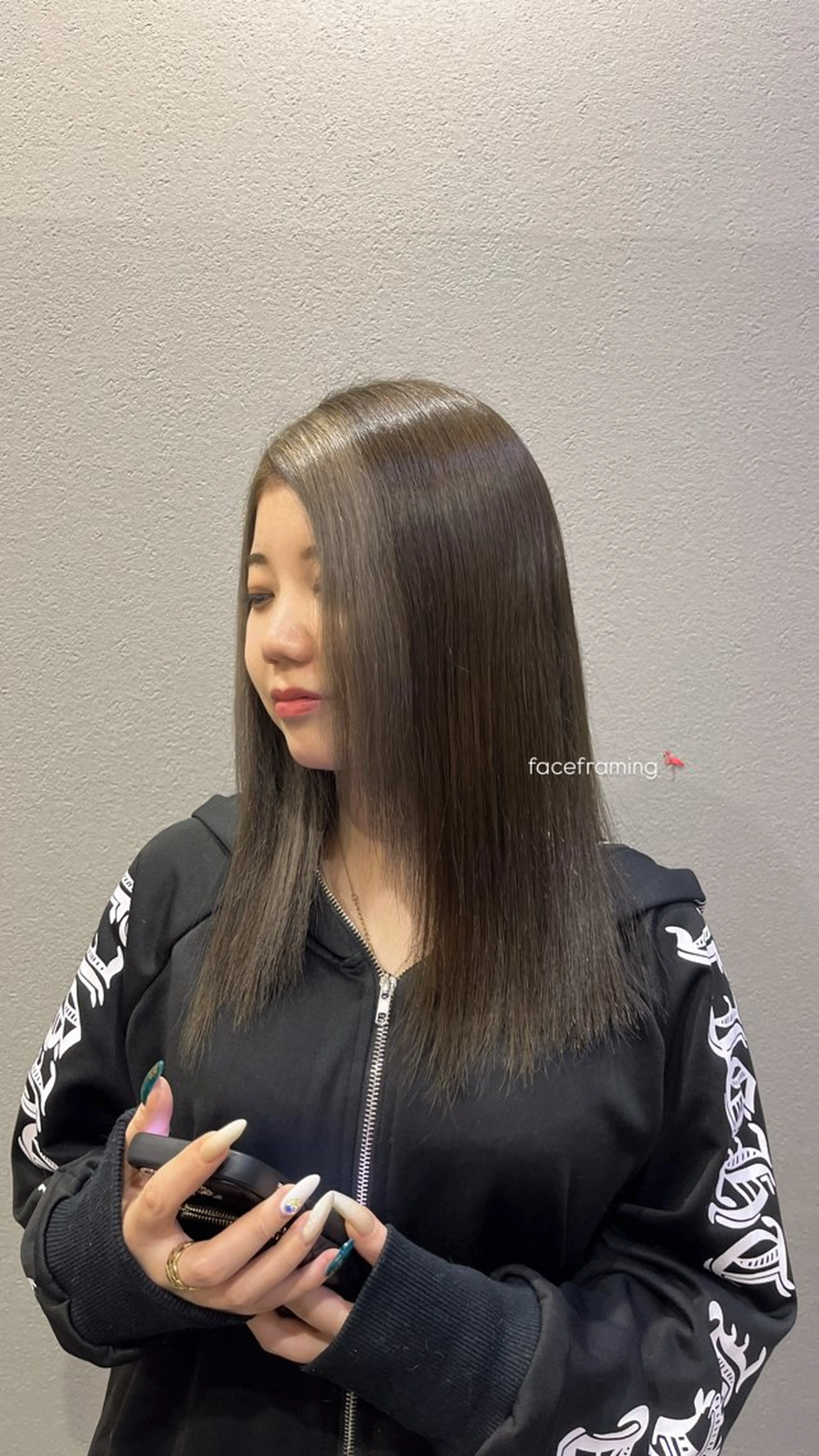 ミディアム カラー デザインカラー ヘアカラー サクマ マナミ🎀のヘアスタイル