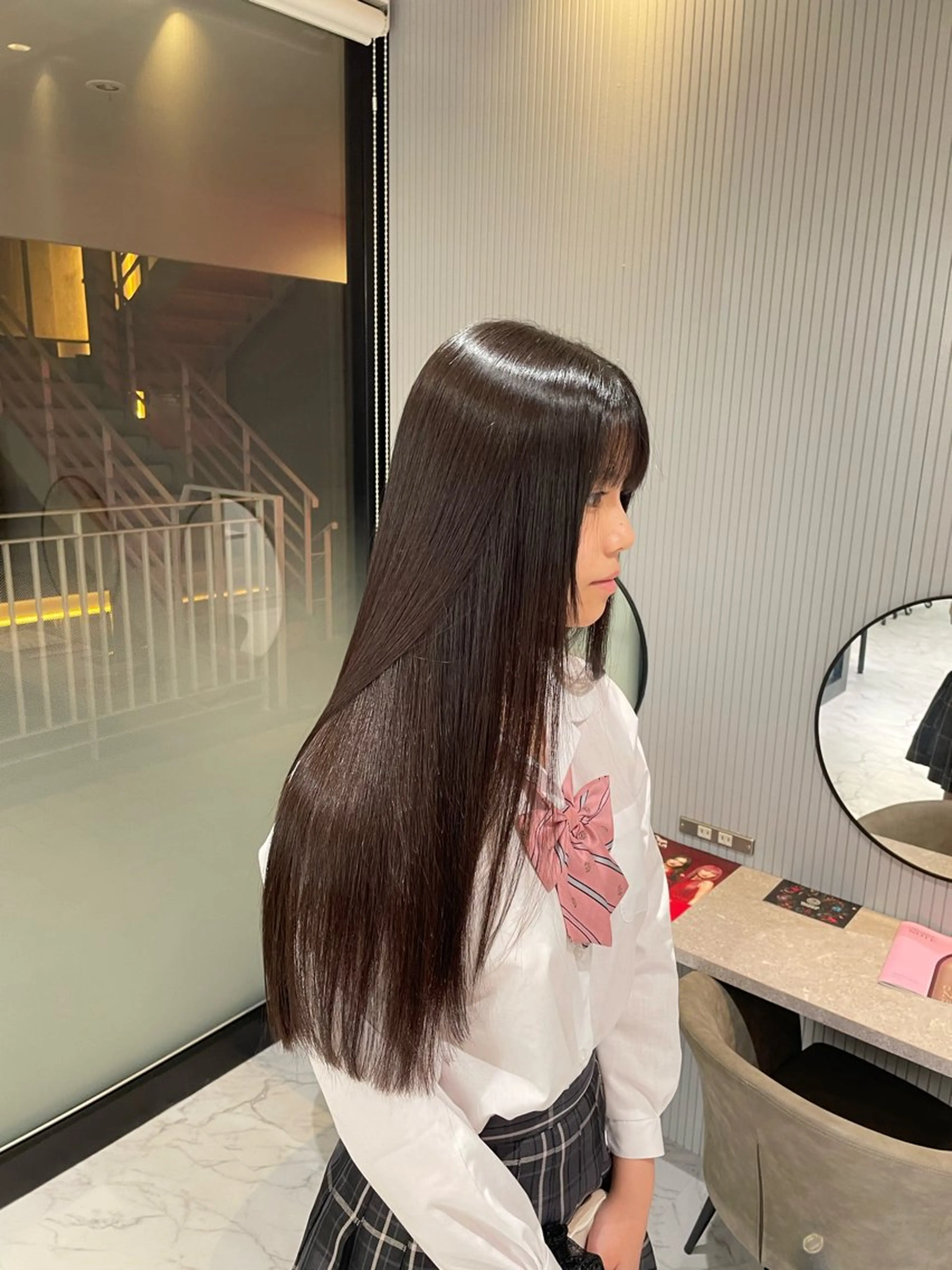 ロング RAF Sakuraのヘアスタイル