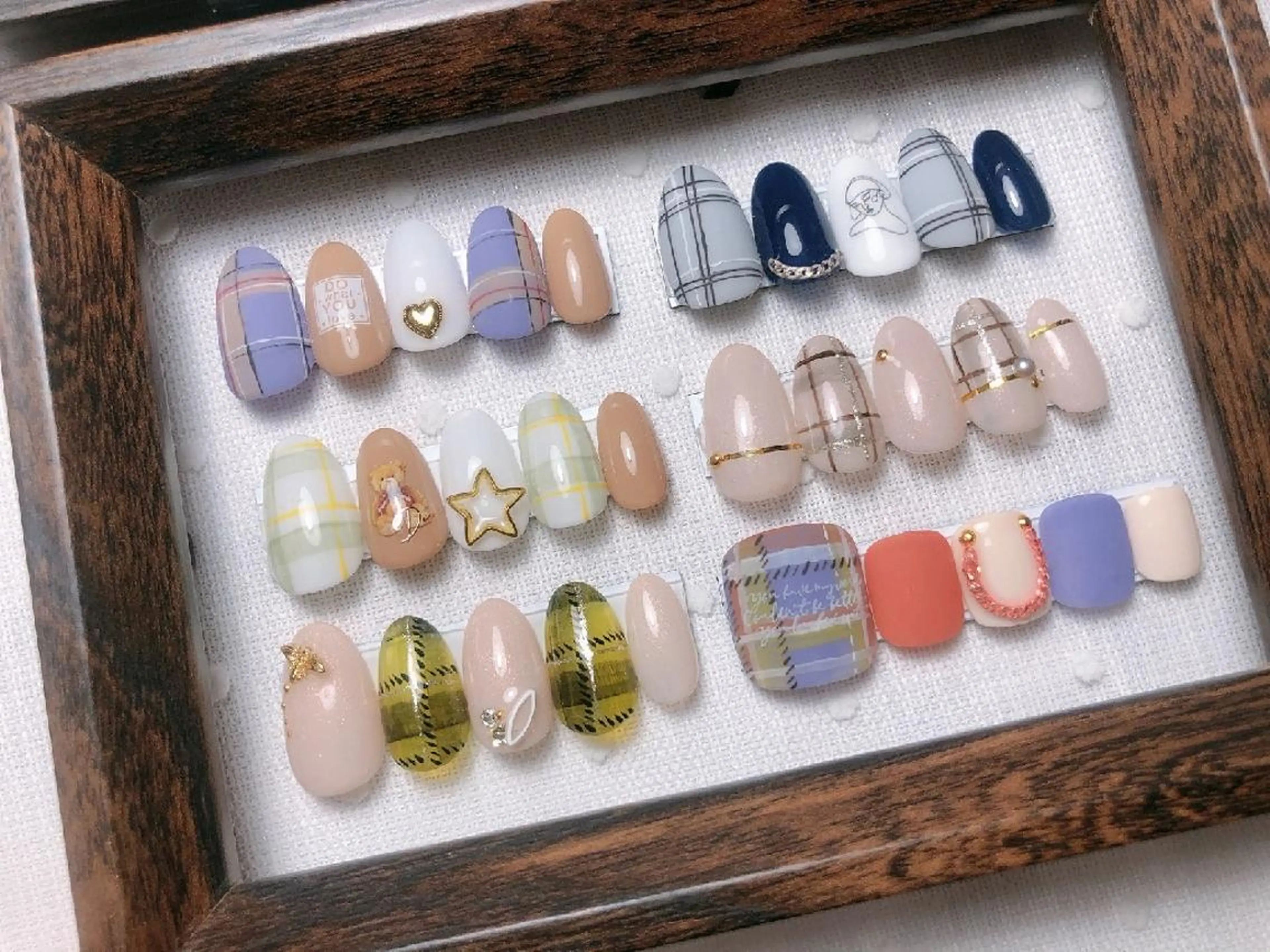 ネイル アニマル柄 フラッシュネイル ジェルネイル ラメ(グリッター) マグネットネイル ハンドネイル GREEM グリームのネイルデザイン