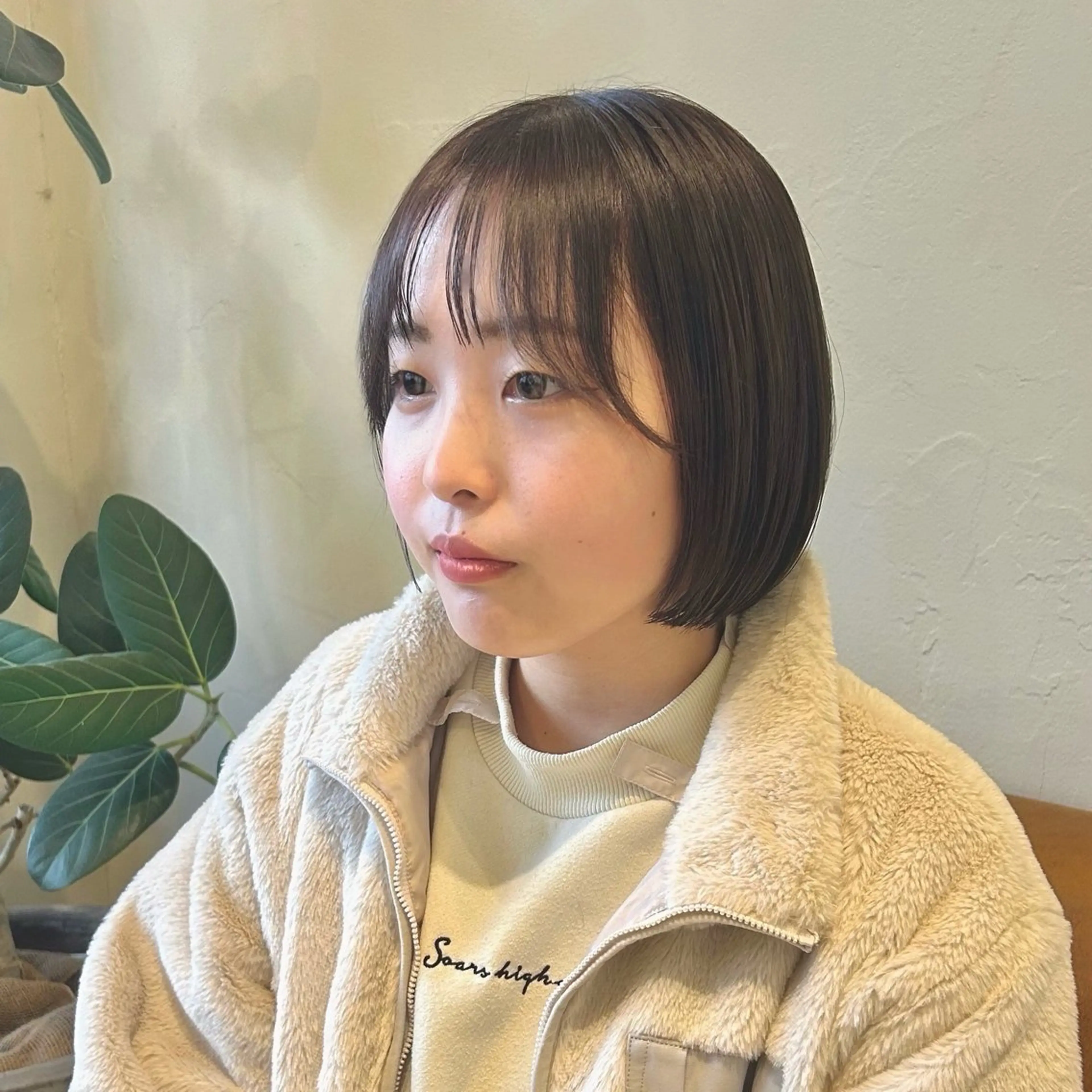 ショート カラー アッシュ アッシュブラウン ブリーチ ブラウンカラー ハイトーンカラー カット ヘアカラー 🫧ニュアンスカラー 🫧横田 冴🫧のヘアスタイル