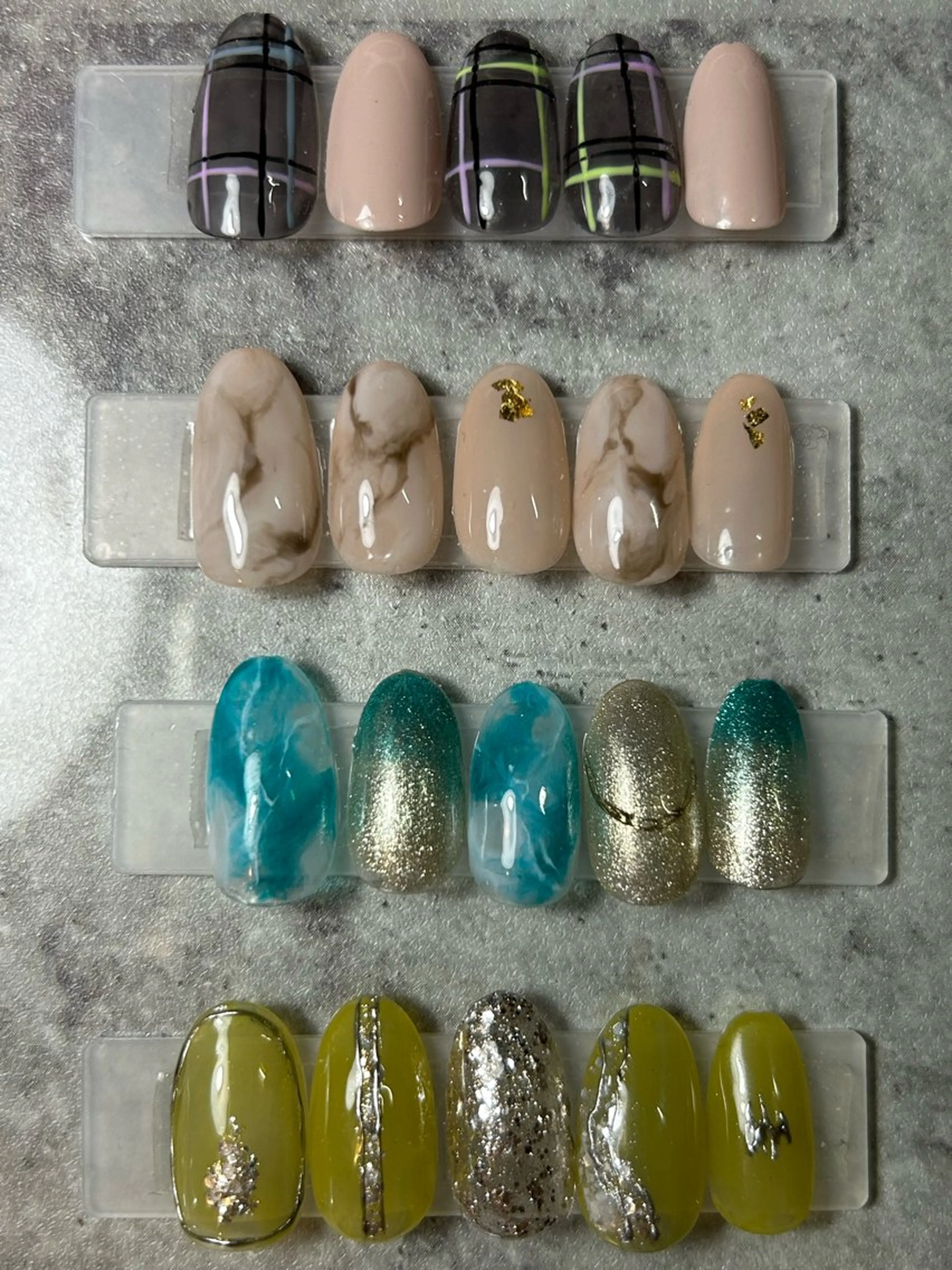 ネイル ハンドネイル 吉川市 ネイルサロンLのネイルデザイン