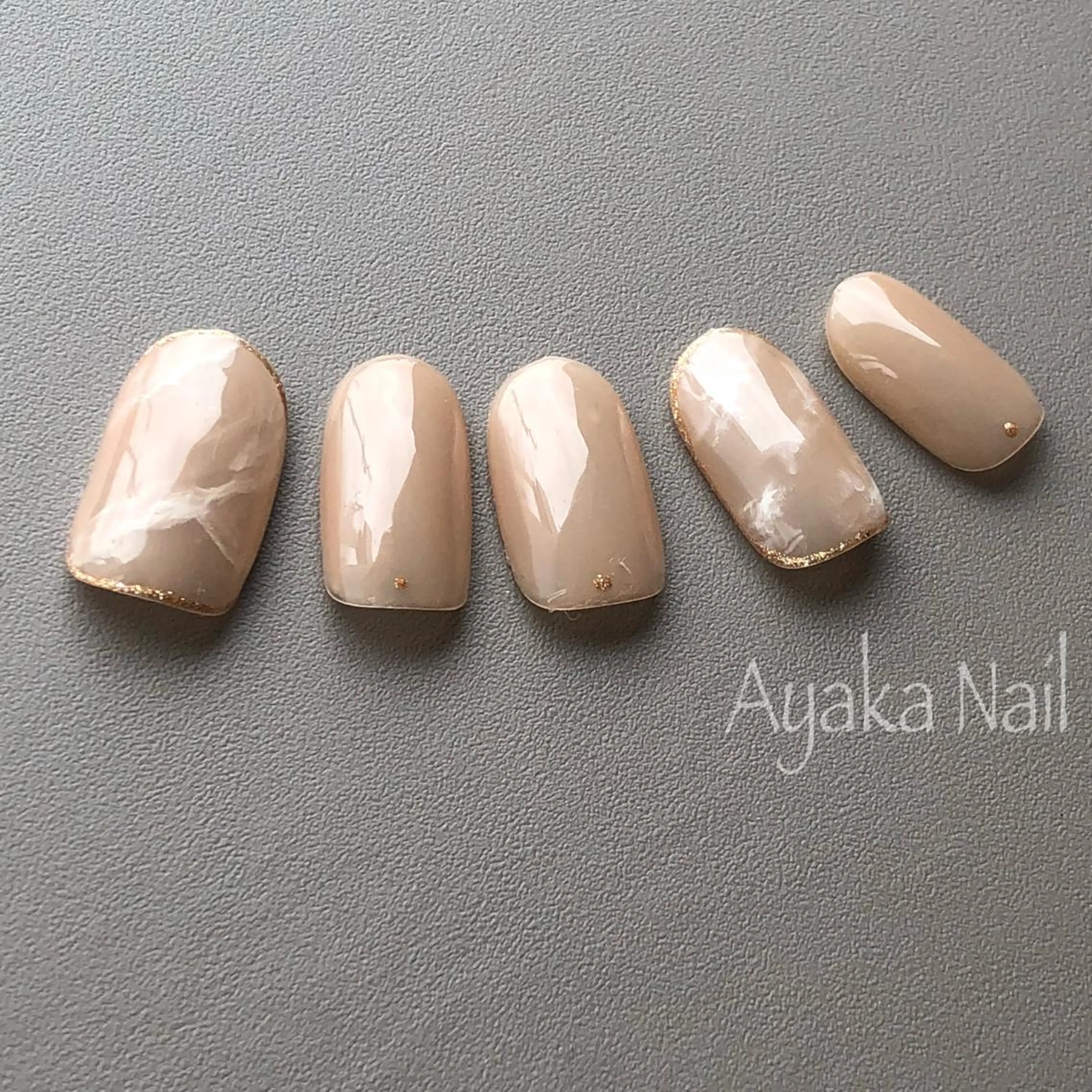 【オフ有り】1本​〜​2本アートの写真