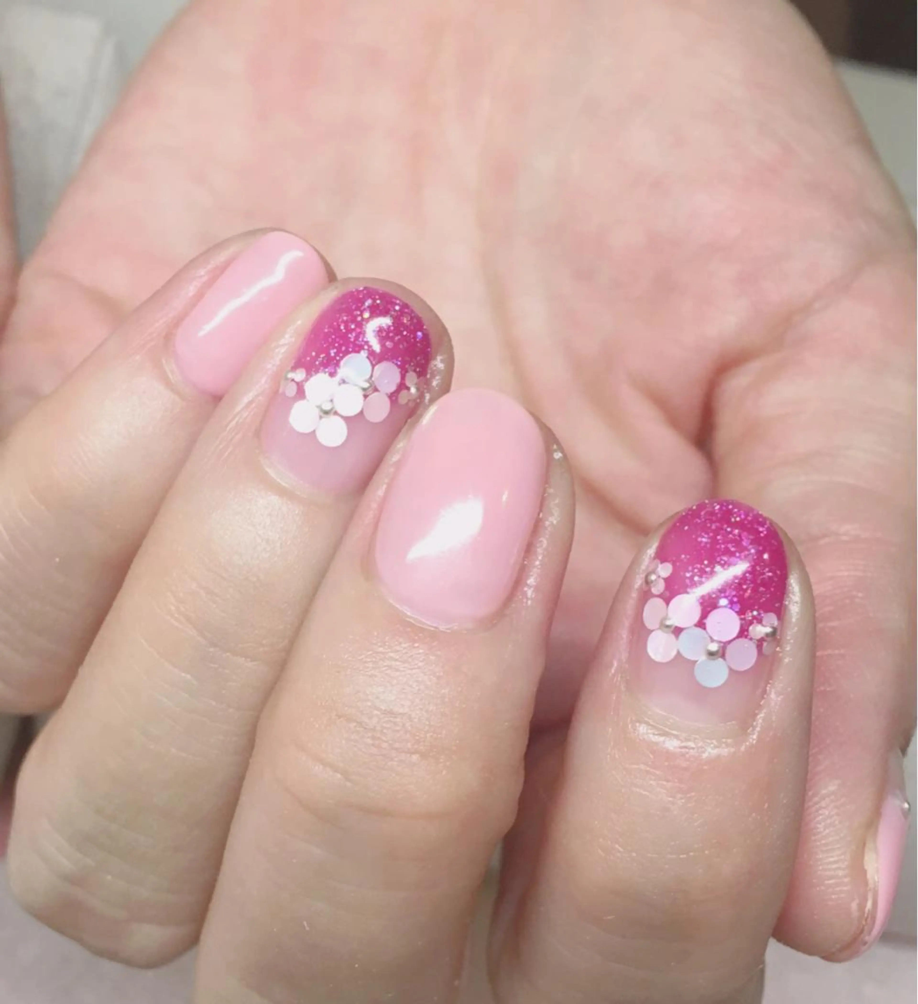 ネイル フラワーネイル ジェルネイル ピンク ソフトジェル サロンド プラージュのネイルデザイン