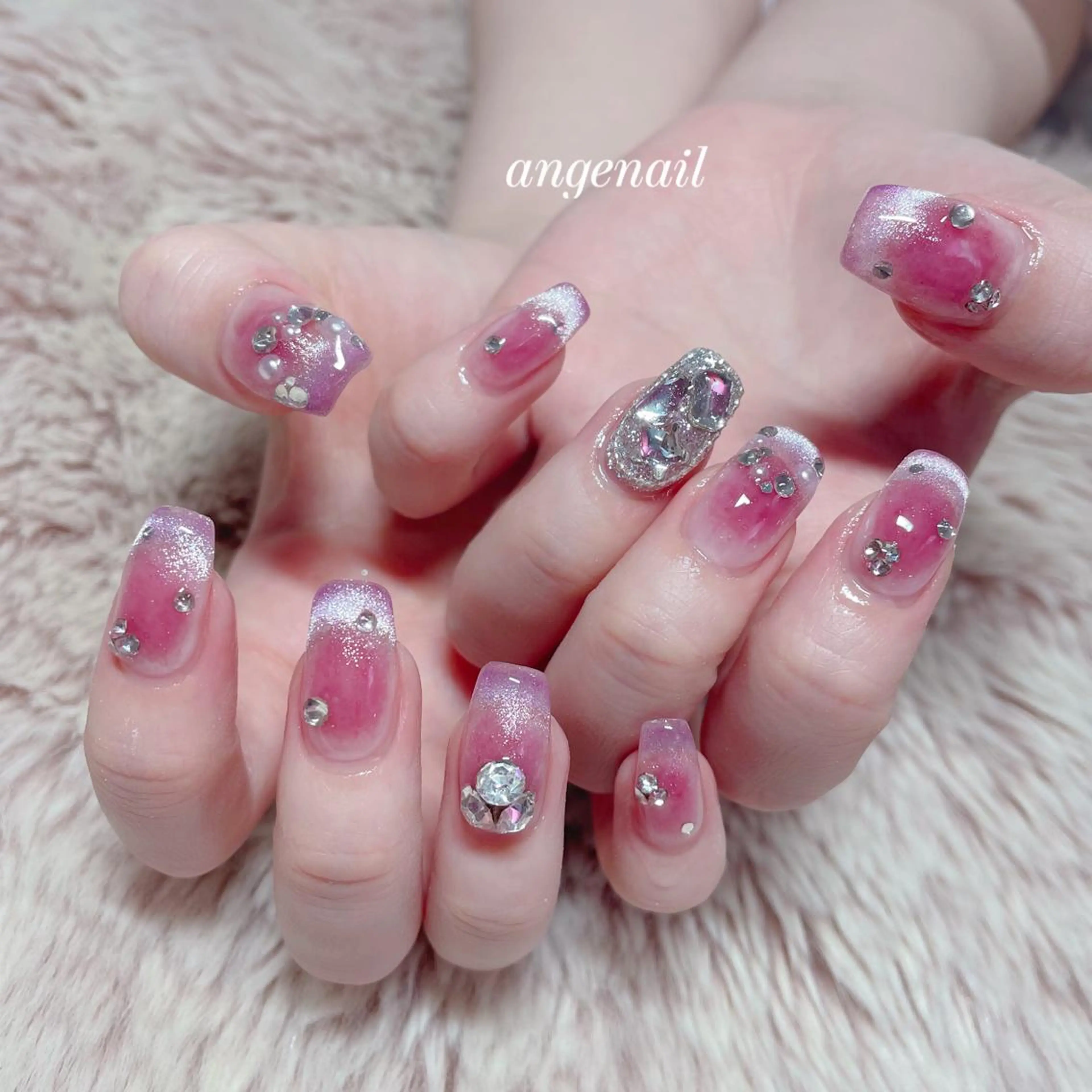 ネイル ハンドネイル オーナーネイリスト MAKIのネイルデザイン