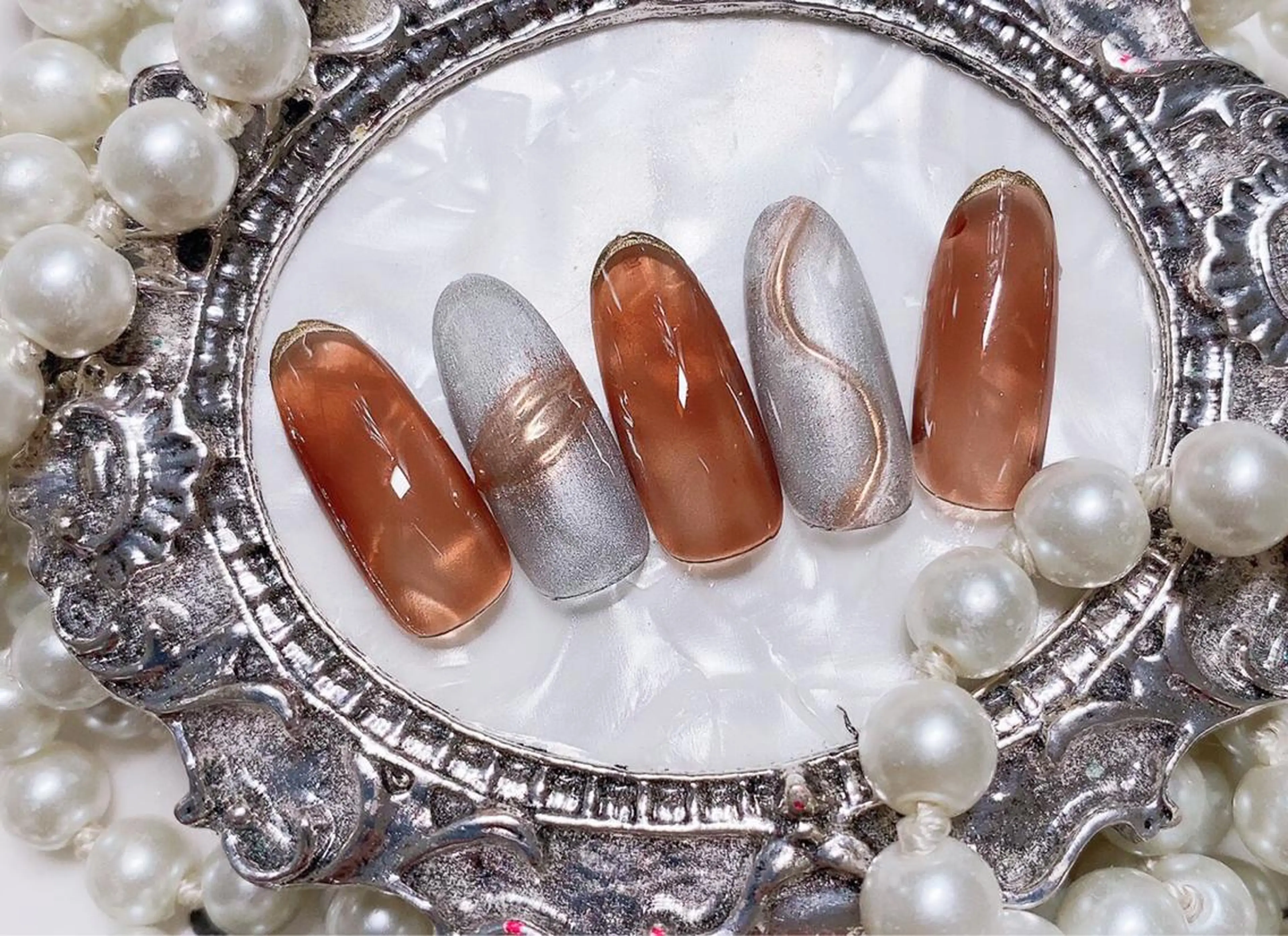 ネイル ハンドネイル マジックミラー所属・マジック ミラーのネイルデザイン