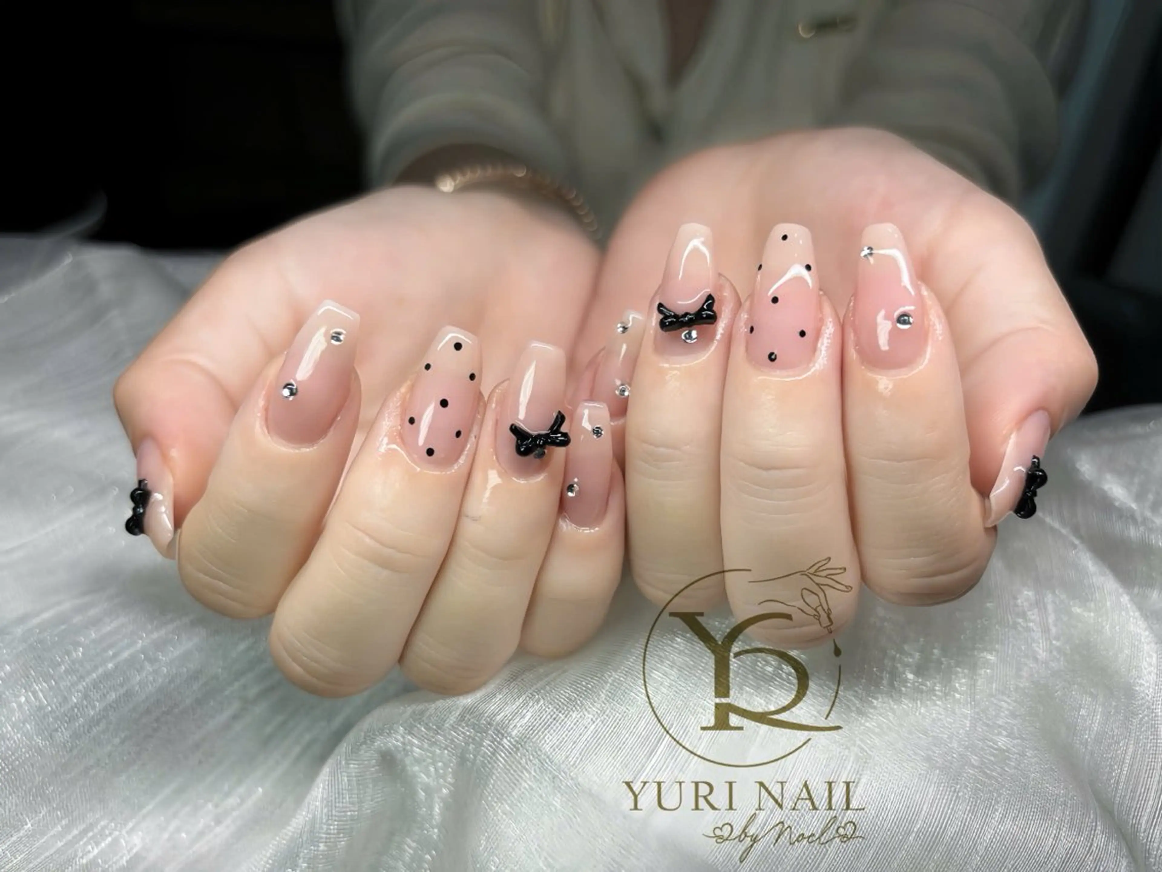 ネイル チークネイル フットネイル グラデーション 韓国ネイル 持ち込み ハンドネイル フットネイル ハンドケア YURI Nail Narita所属・YURI Nail NARITAのネイルデザイン