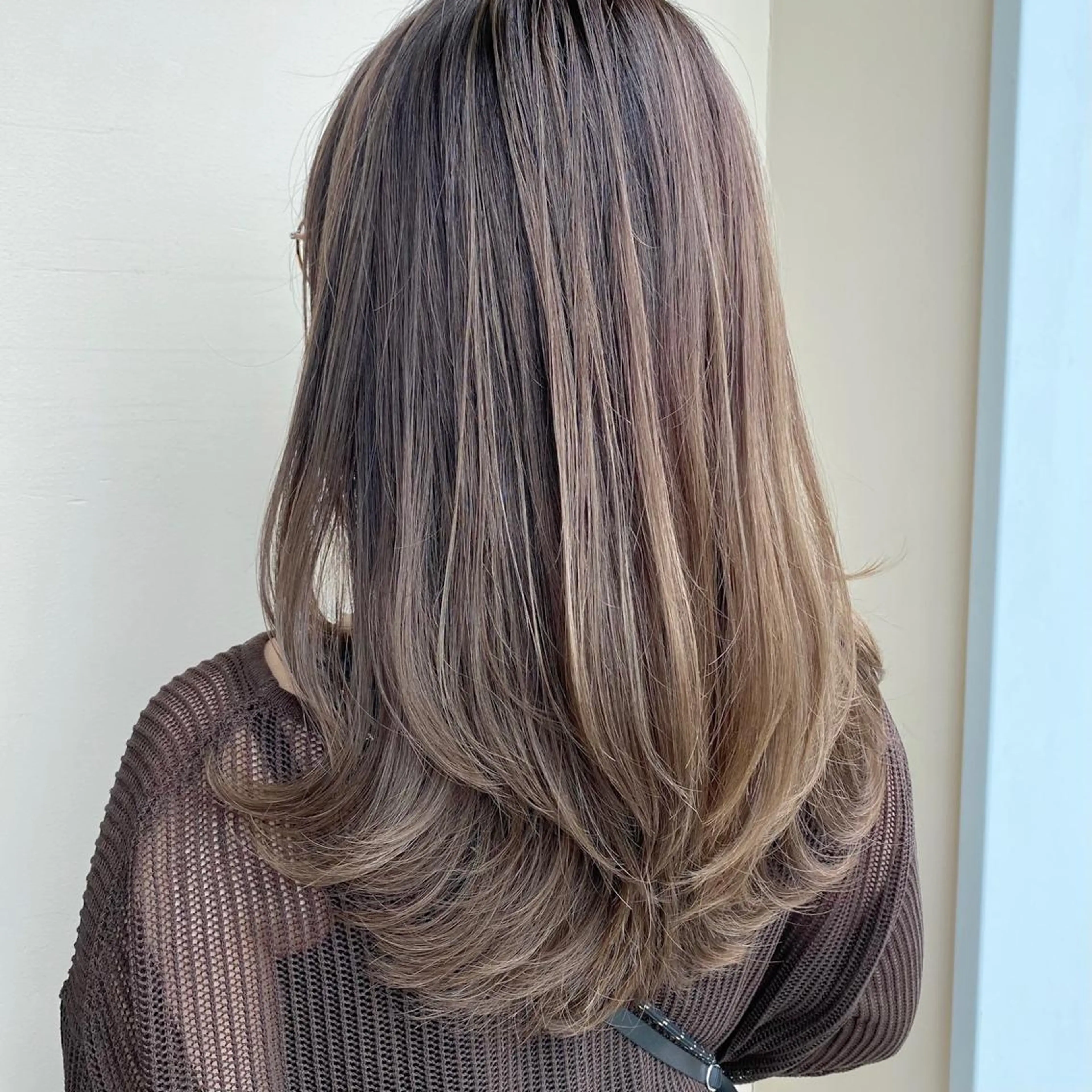 セミロング レイヤーカット レイヤー/顔周り /透明感🩶高橋大のヘアスタイル