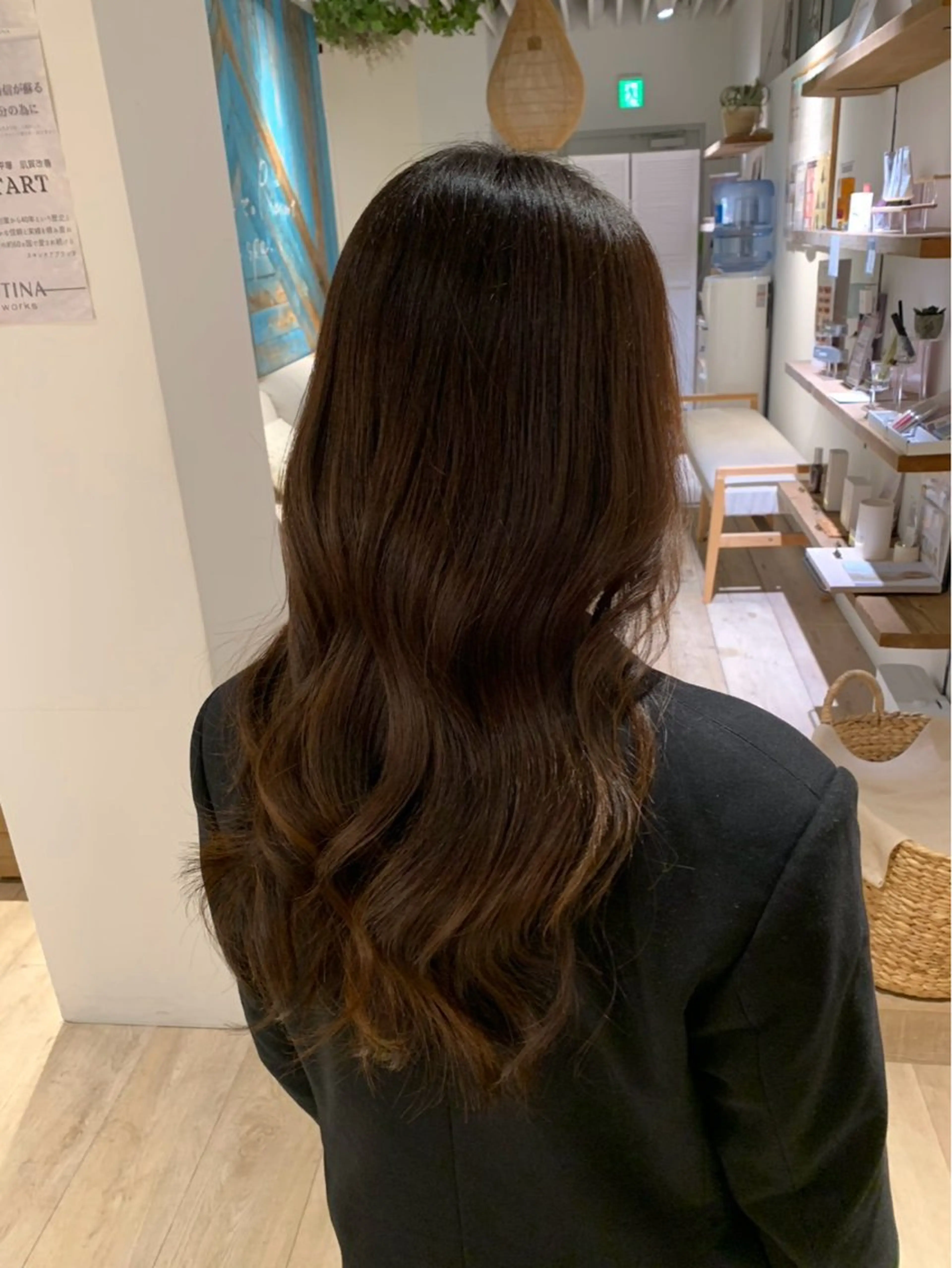 カラー YOLO by diar所属・飯野 ゆめかのヘアスタイル