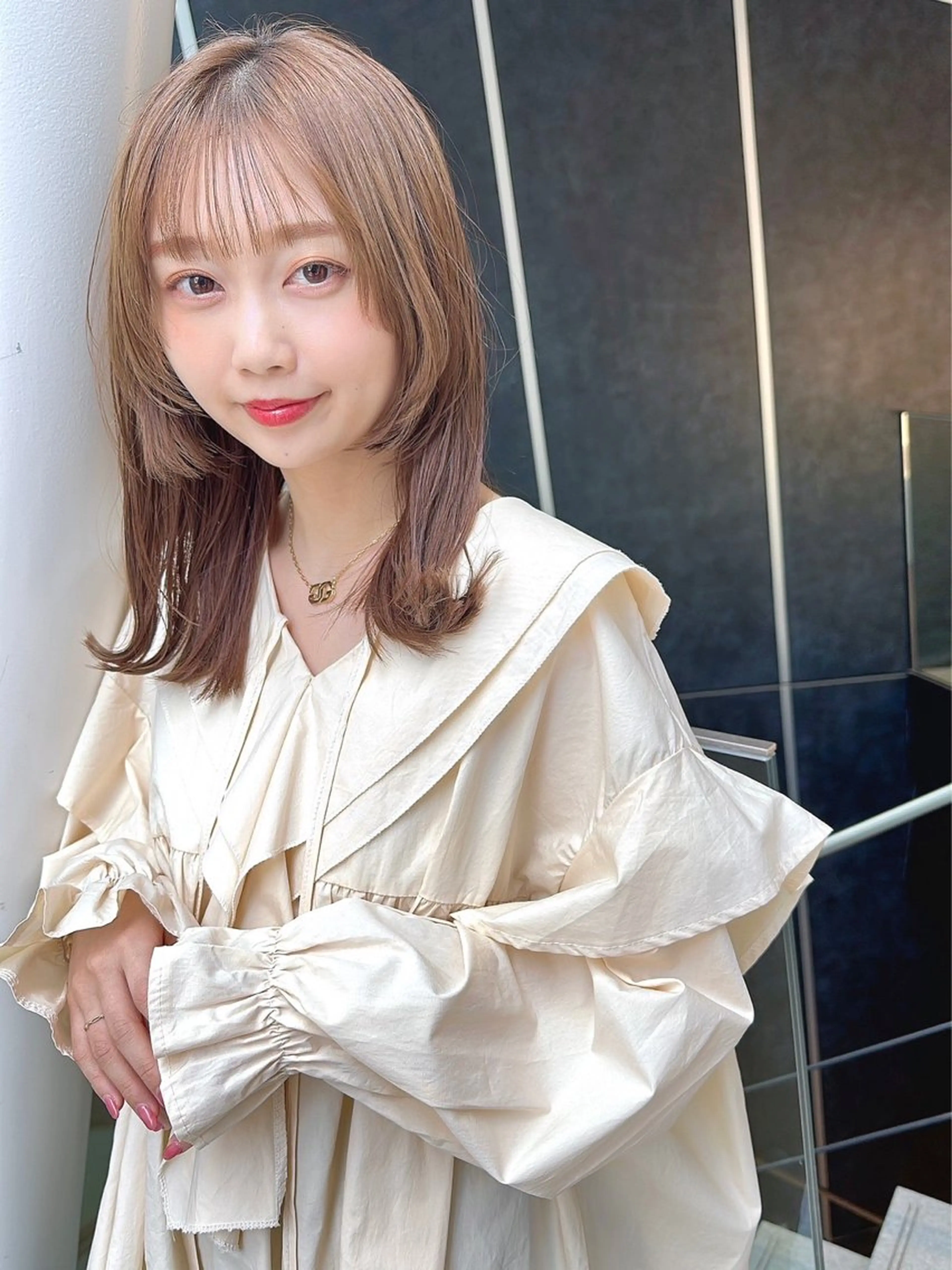 セミロング カラー パーマ ヘアアレンジ カット ヘアカラー トリートメント 【公式】amble luxe池袋東口🩷のヘアスタイル