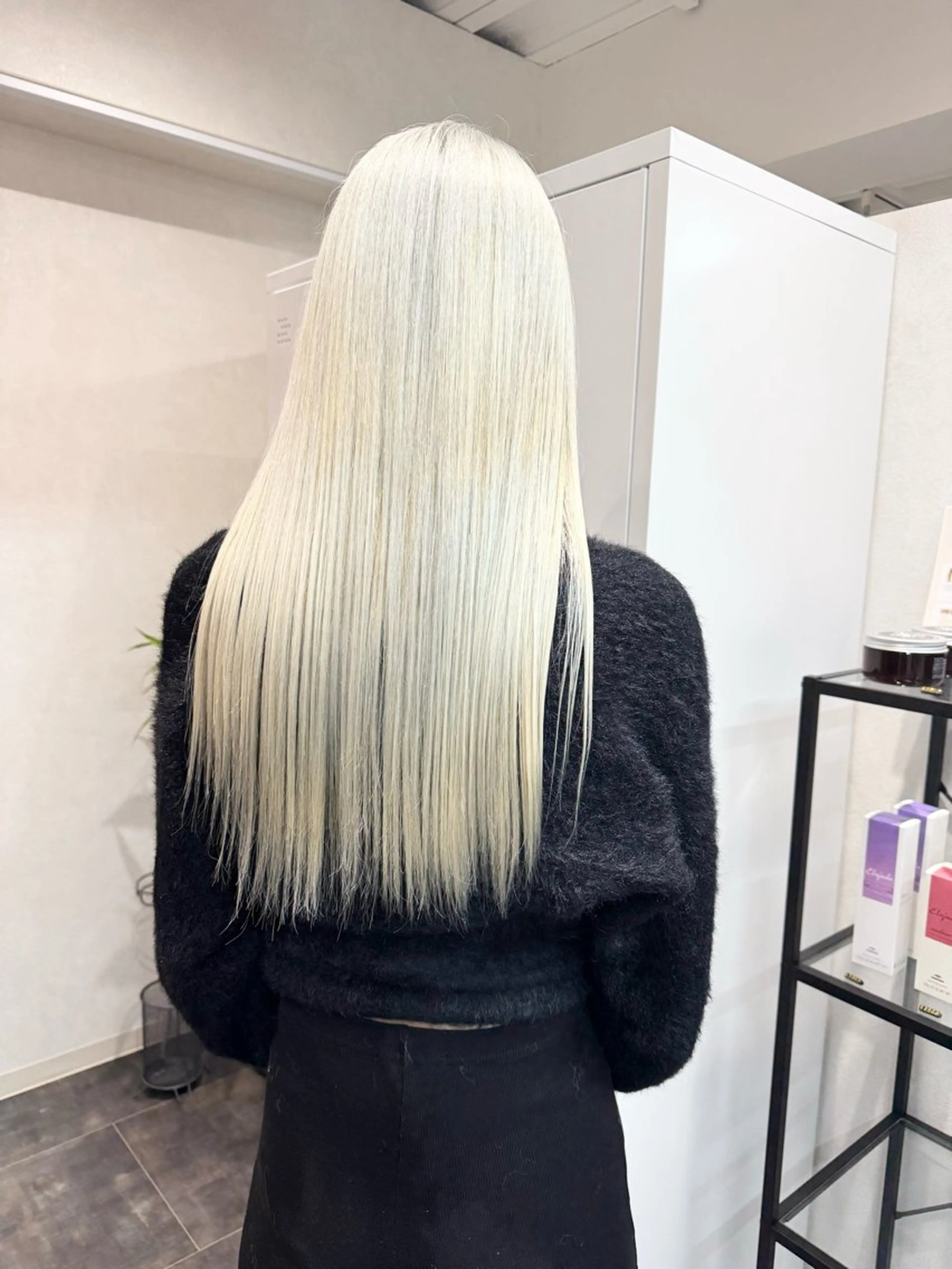 【🐻‍❄️とにかく白く】カット＋トリプルカラー＋TRの写真