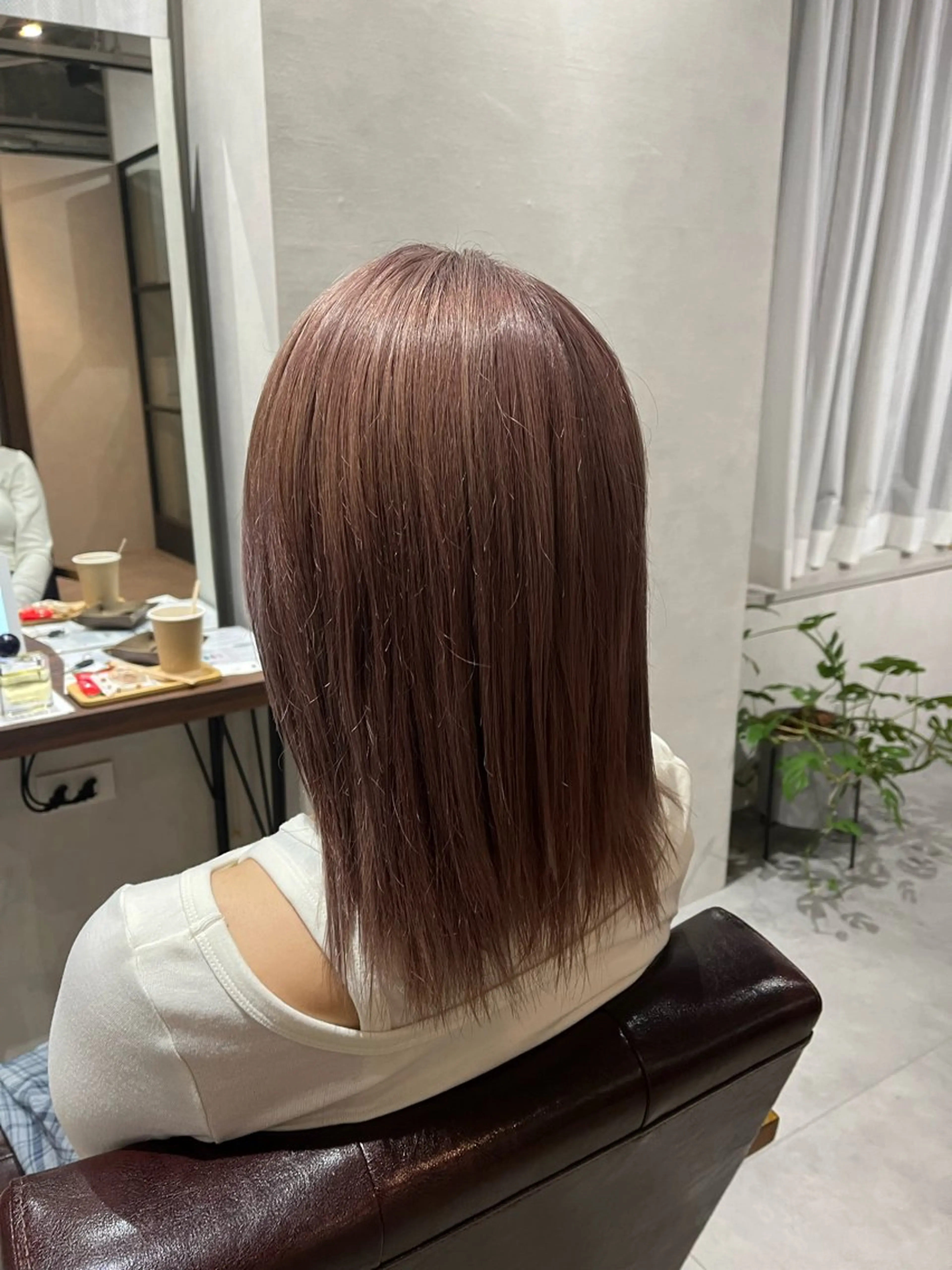 カラー ベージュカラー ピンクカラー ピンクベージュ 佐藤 香苗のヘアスタイル