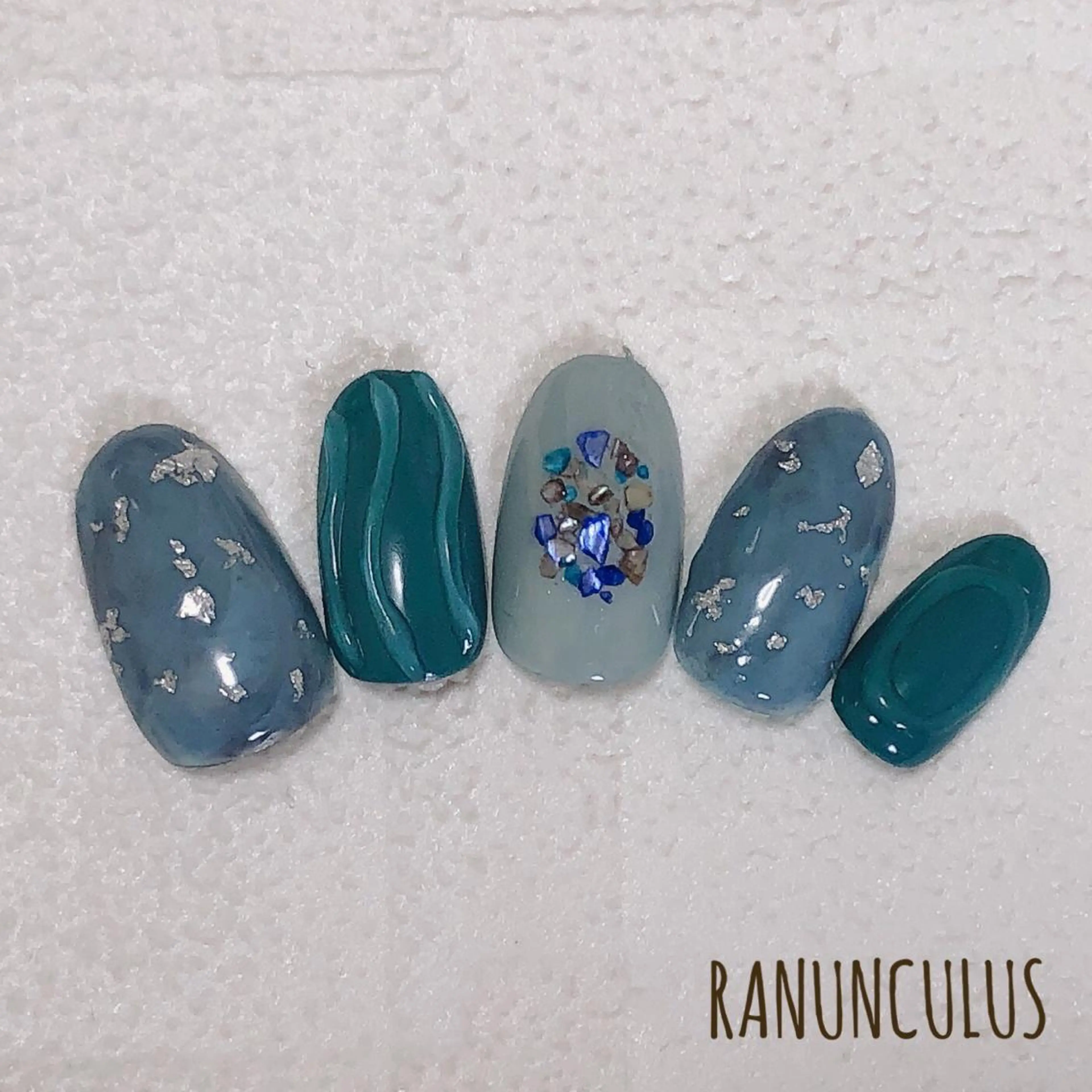 ネイル Rio 𓍼のネイルデザイン