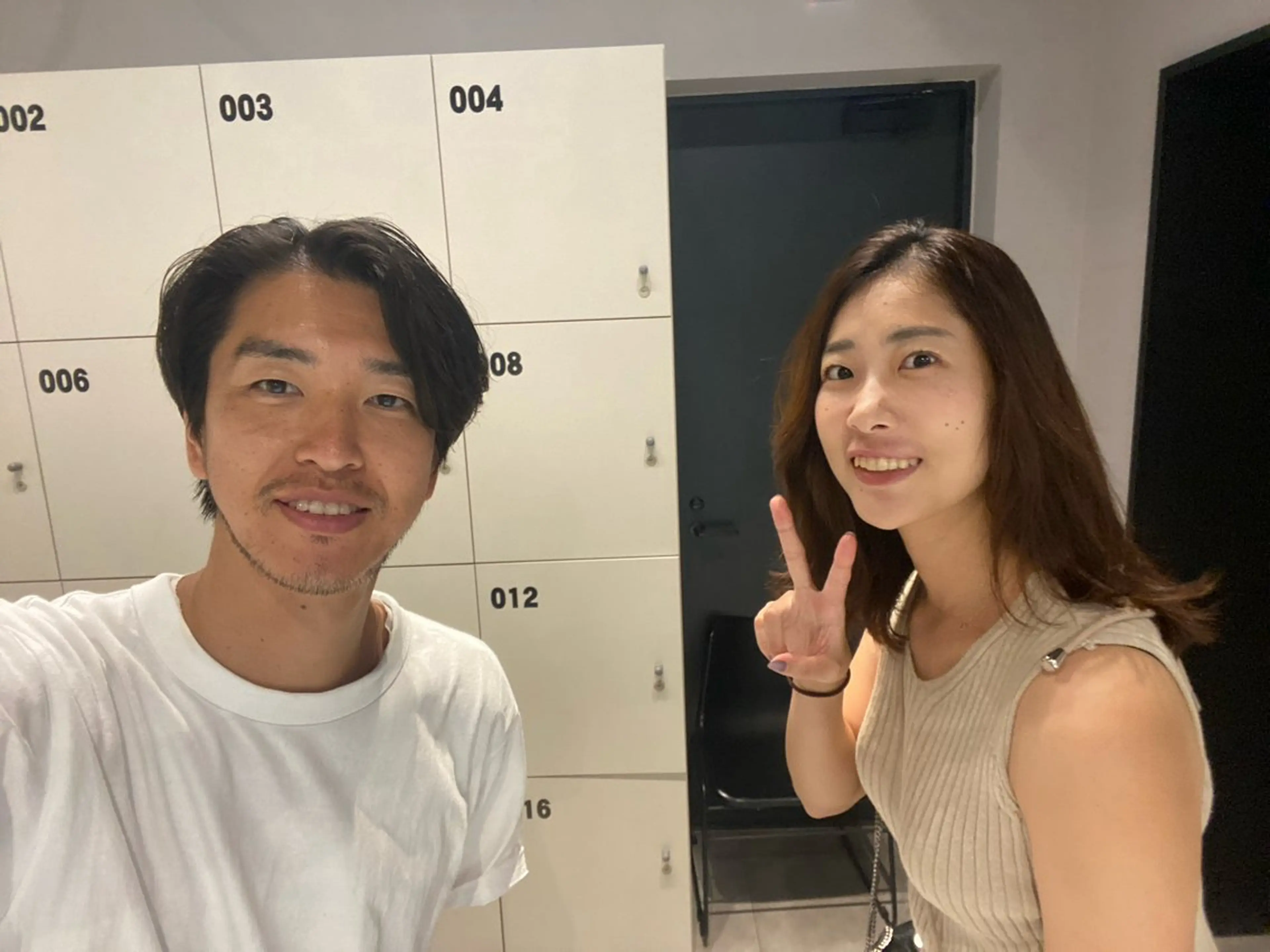 セミロング カット ヘアカラー トリートメント ヘアセット また会いたくなる 美容師【KENTA】のヘアスタイル