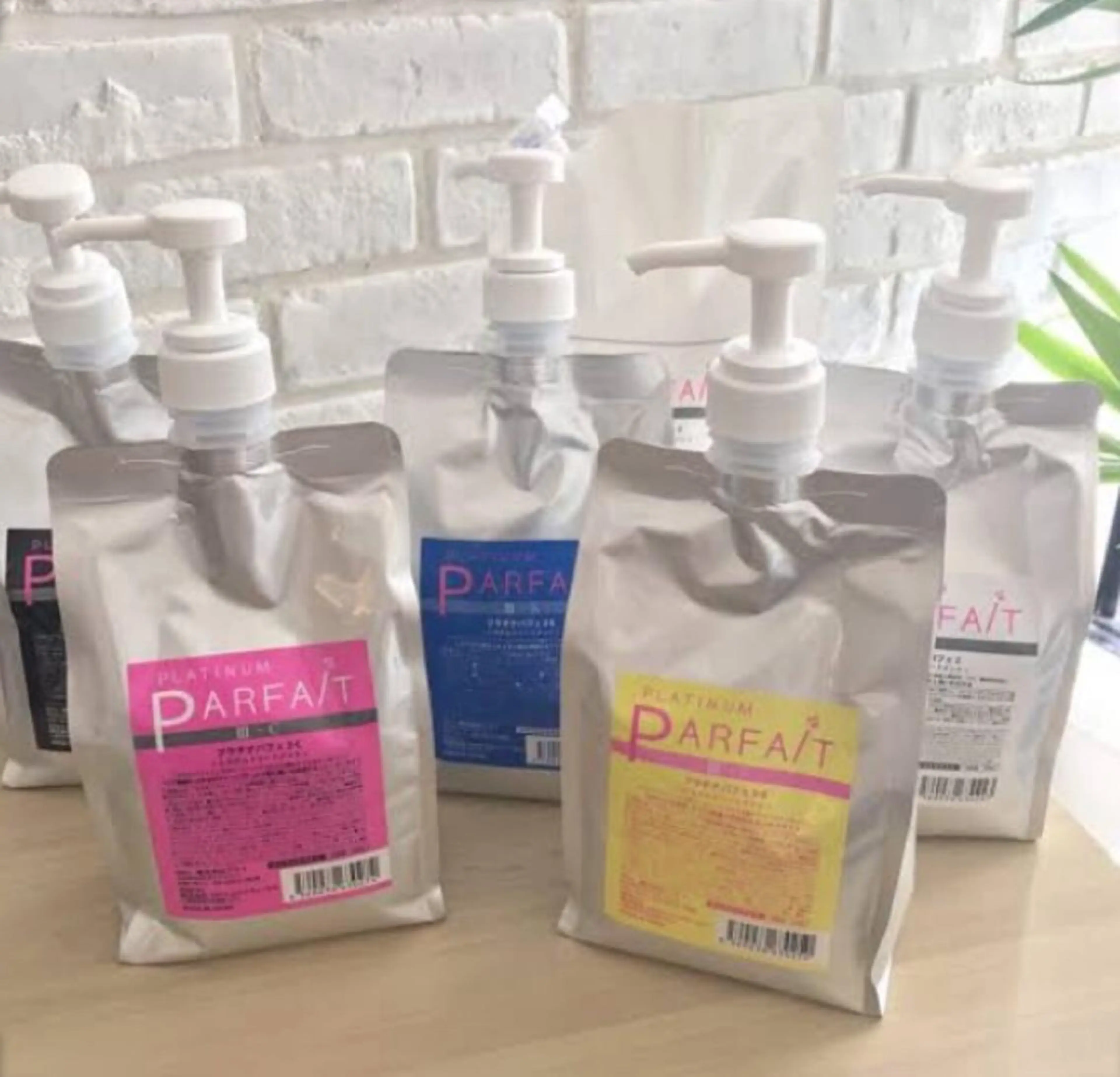 ロング カラー ヘアアレンジ 吉野 優子のマツエク・マツパデザイン