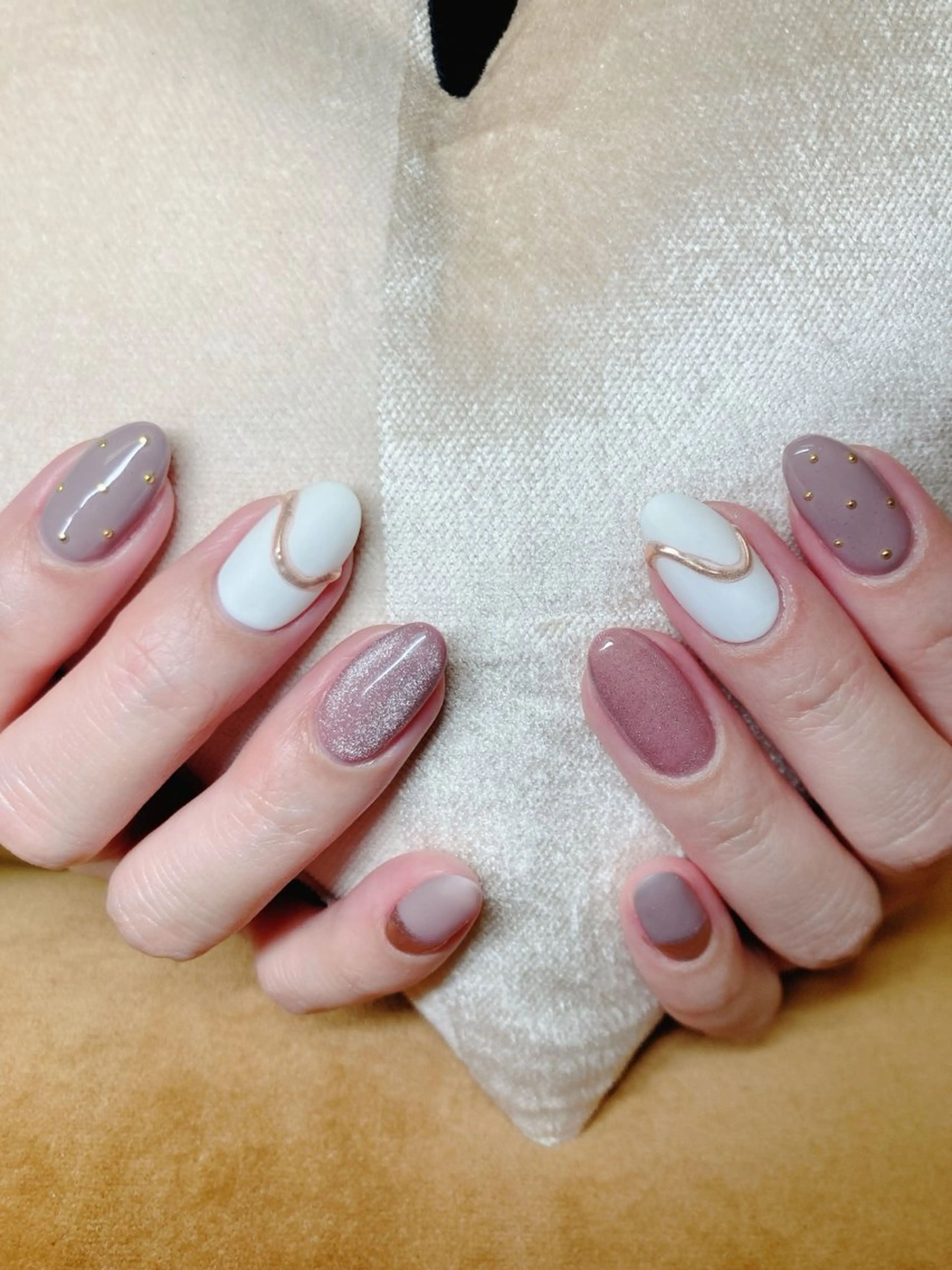 ネイル ECLAT エクラ所属・寺山 千鶴のネイルデザイン