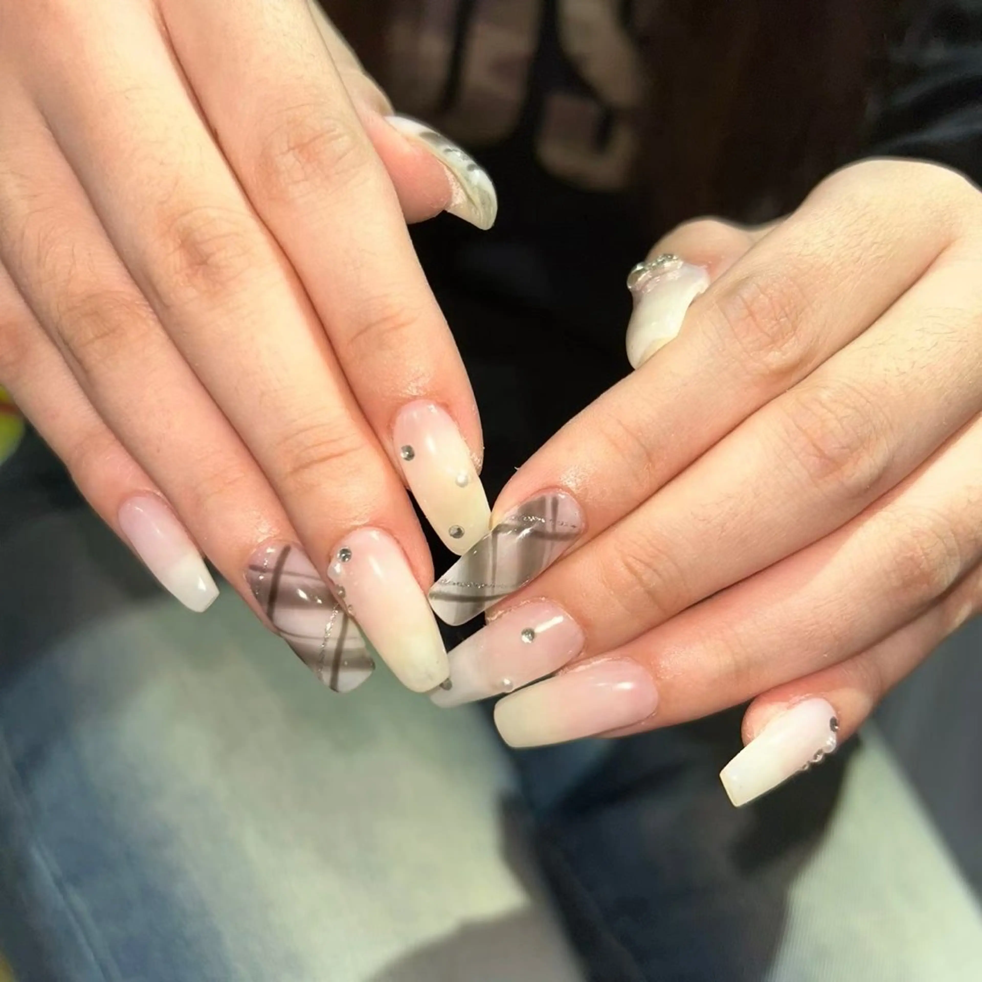 ネイル ハンドネイル フットネイル 堤 ノアのネイルデザイン