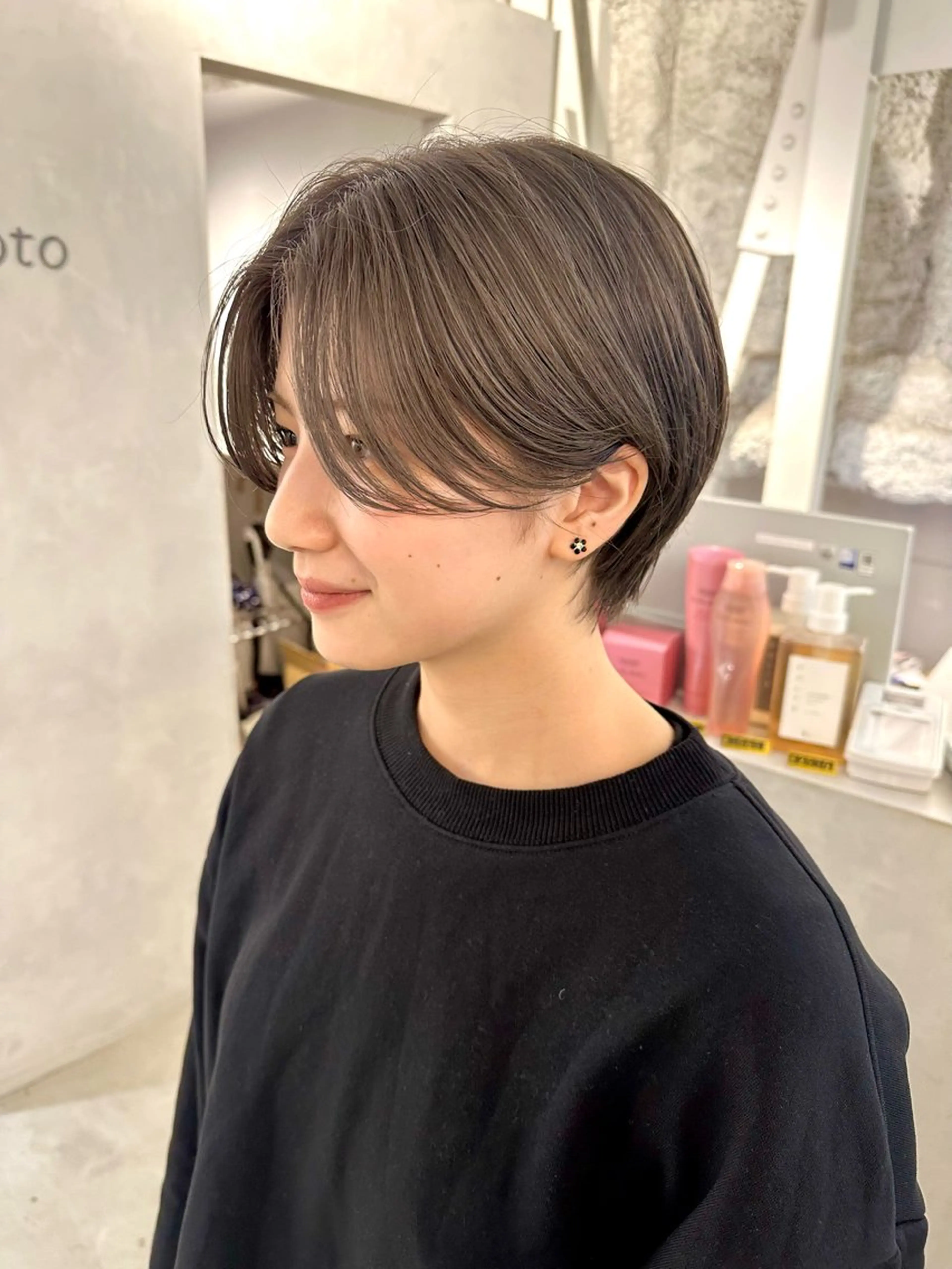 ショート カット ヘアカラー 骨格診断で絶対可愛い ✨丸みショート✨凌弥のヘアスタイル