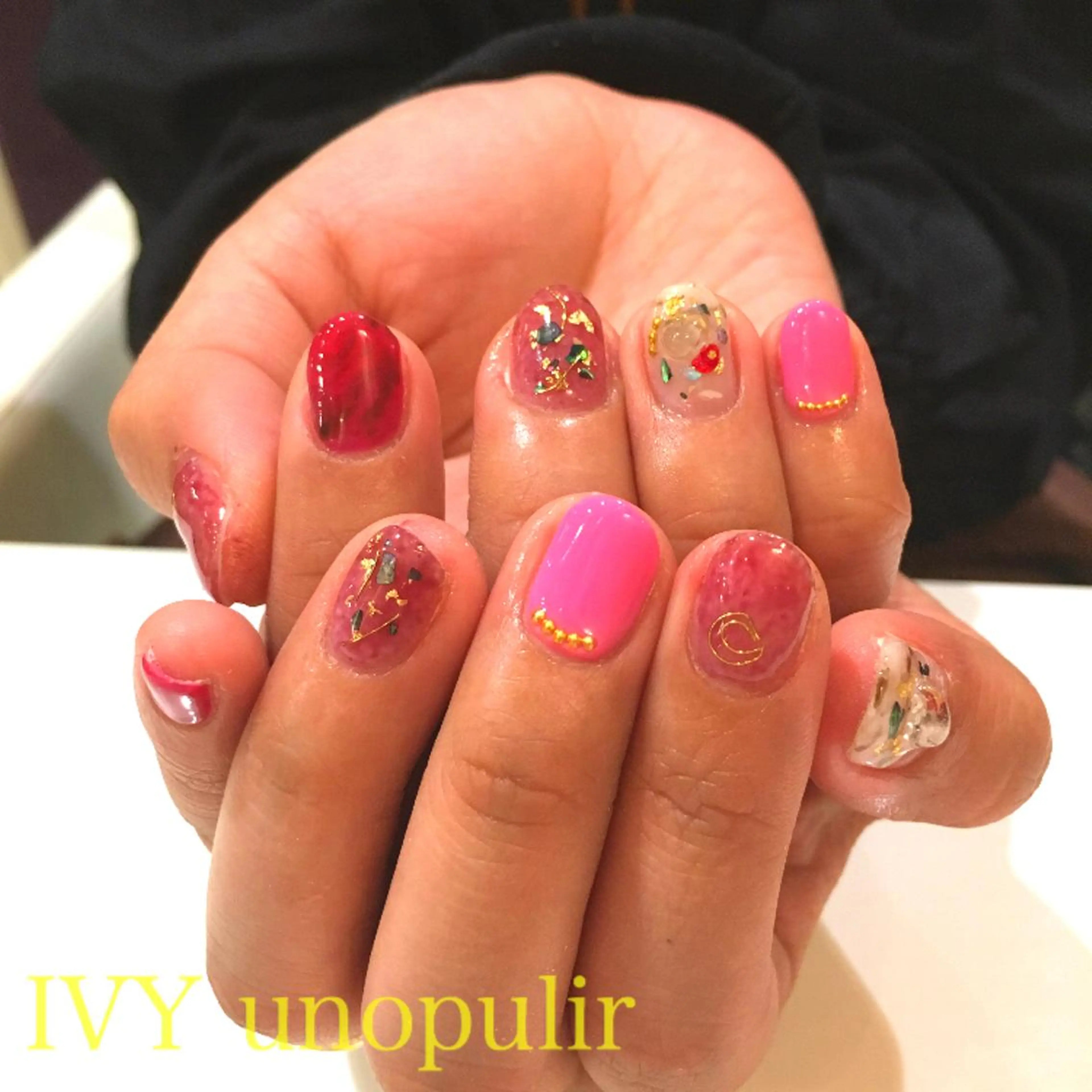 ネイル ニュアンスネイル アンドルーチェ スクールの眉毛・アイブロウイメージ