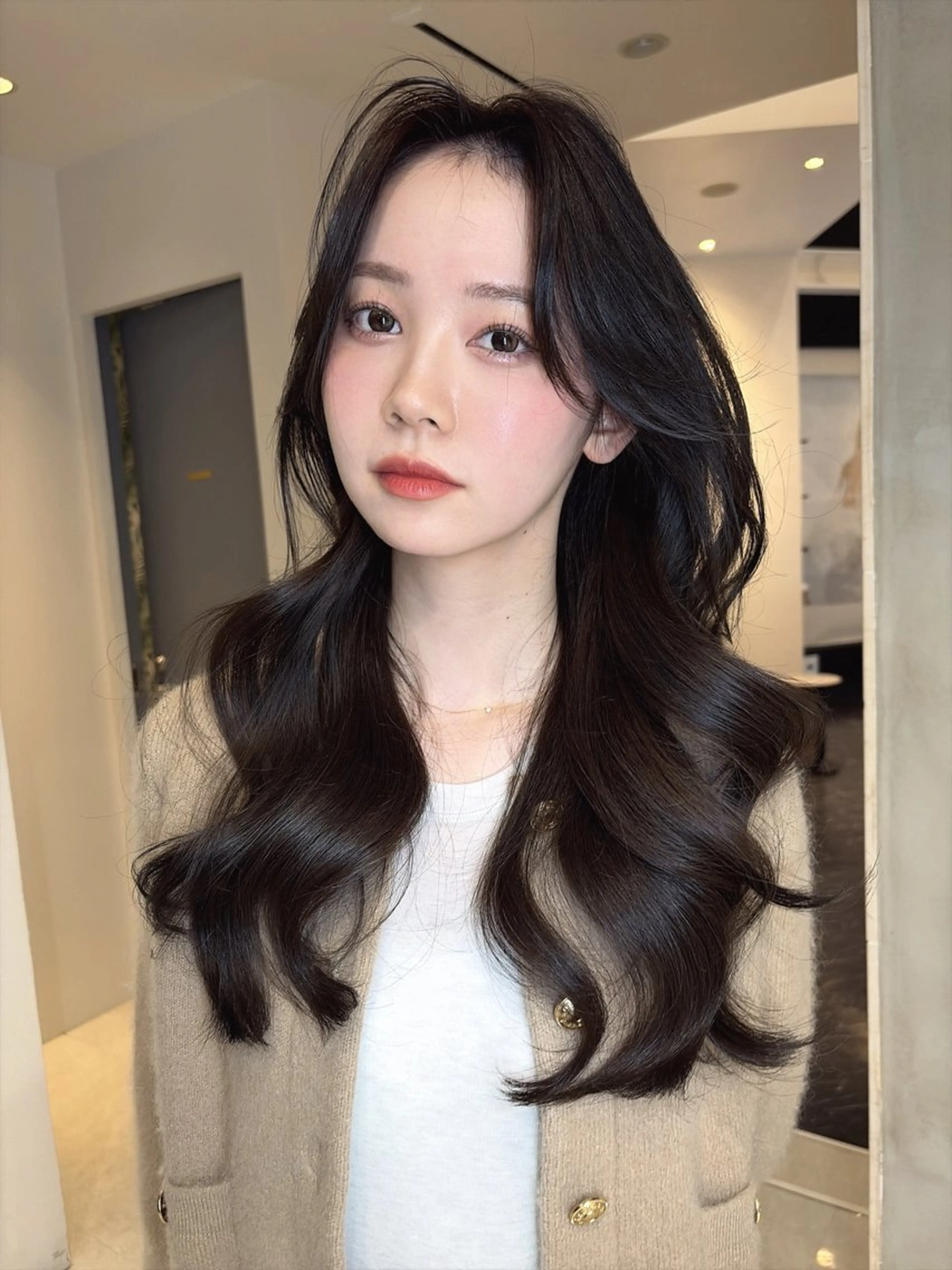 ロング カット ヘアカラー トリートメント 海野翔吾🇨🇳 ワンホンレイヤーのヘアスタイル