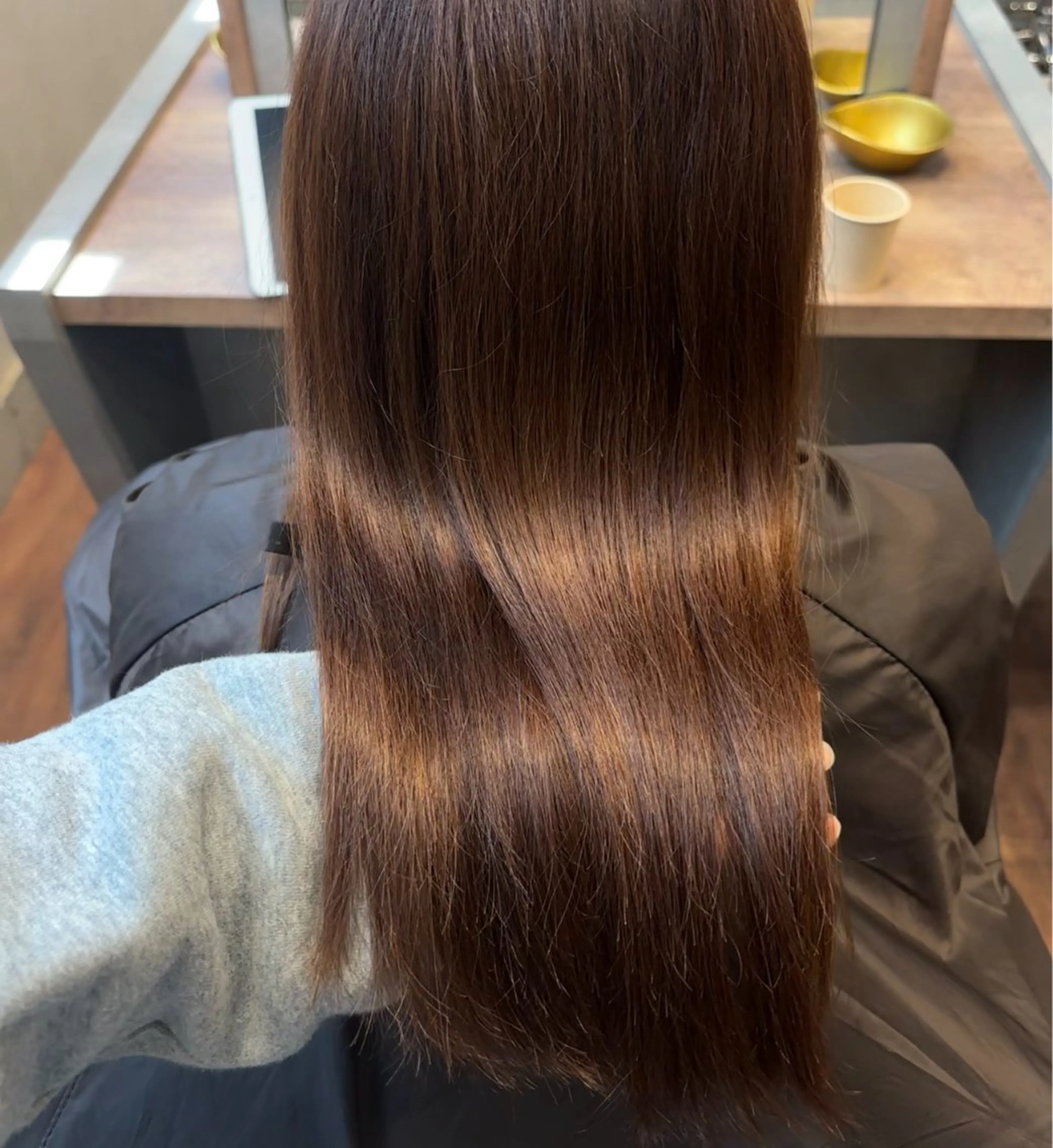 ロング りお/艶カラ ー/レイヤーカットのヘアスタイル