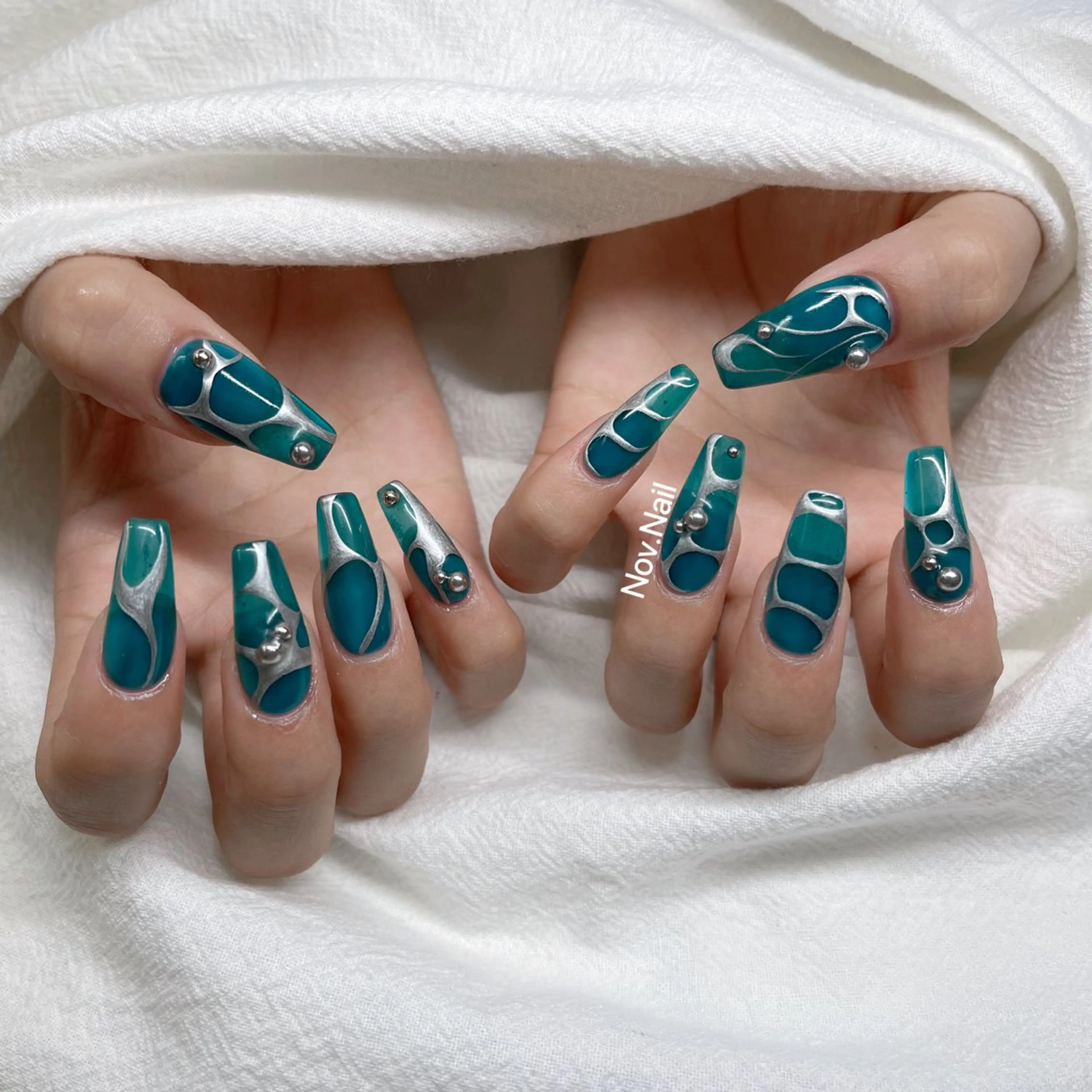 ネイル Nov. ネイルサロンのネイルデザイン