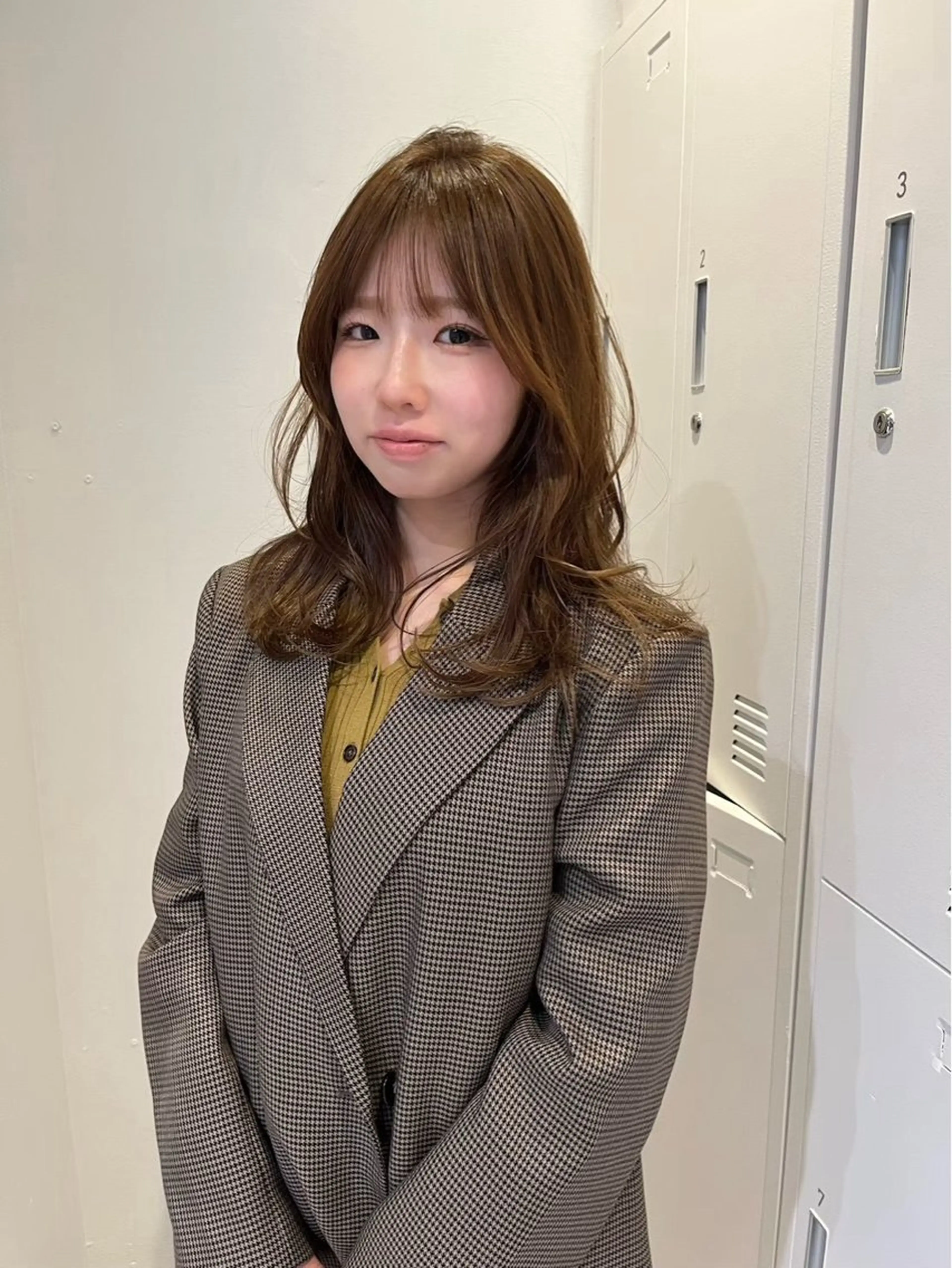 ロング LOREN＋透明感 オリーブhirokoのヘアスタイル