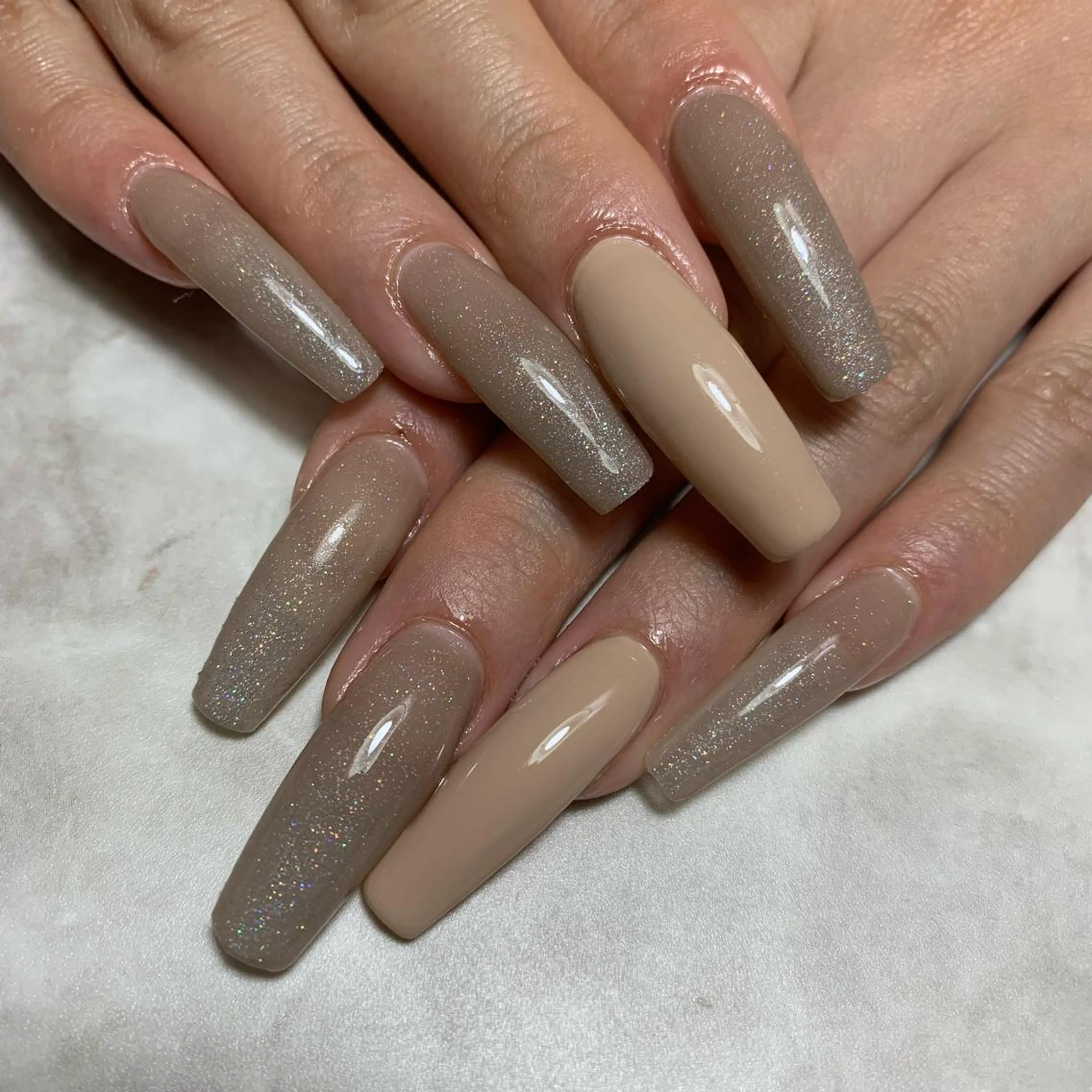 ネイル ロングネイル ワンカラーネイル スーパーロングネイル salon Hush Hushのネイルデザイン