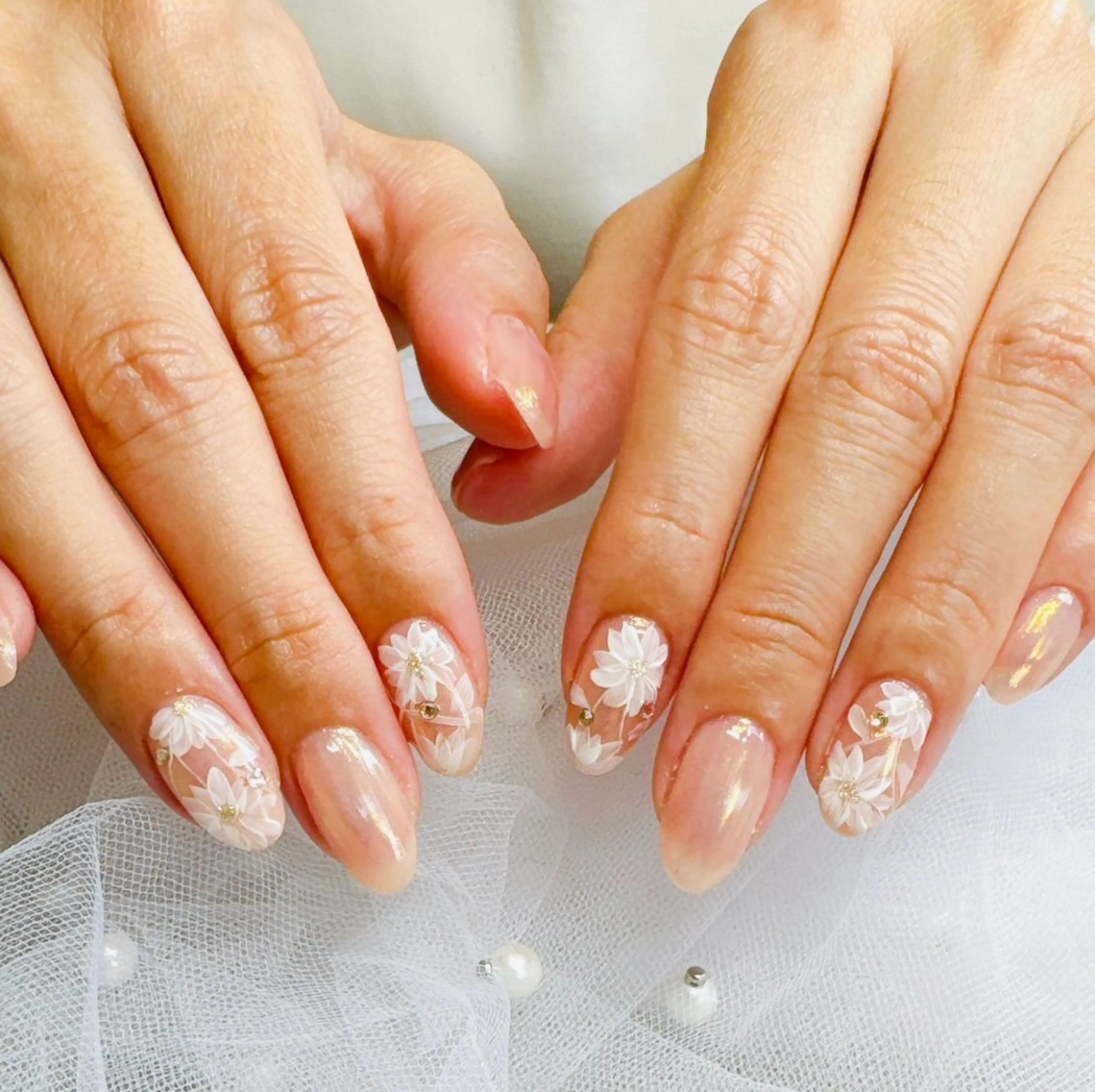 ネイル 春ネイル ブライダルネイル ハンドネイル ハンドケア la grace ネイルサロンのネイルデザイン