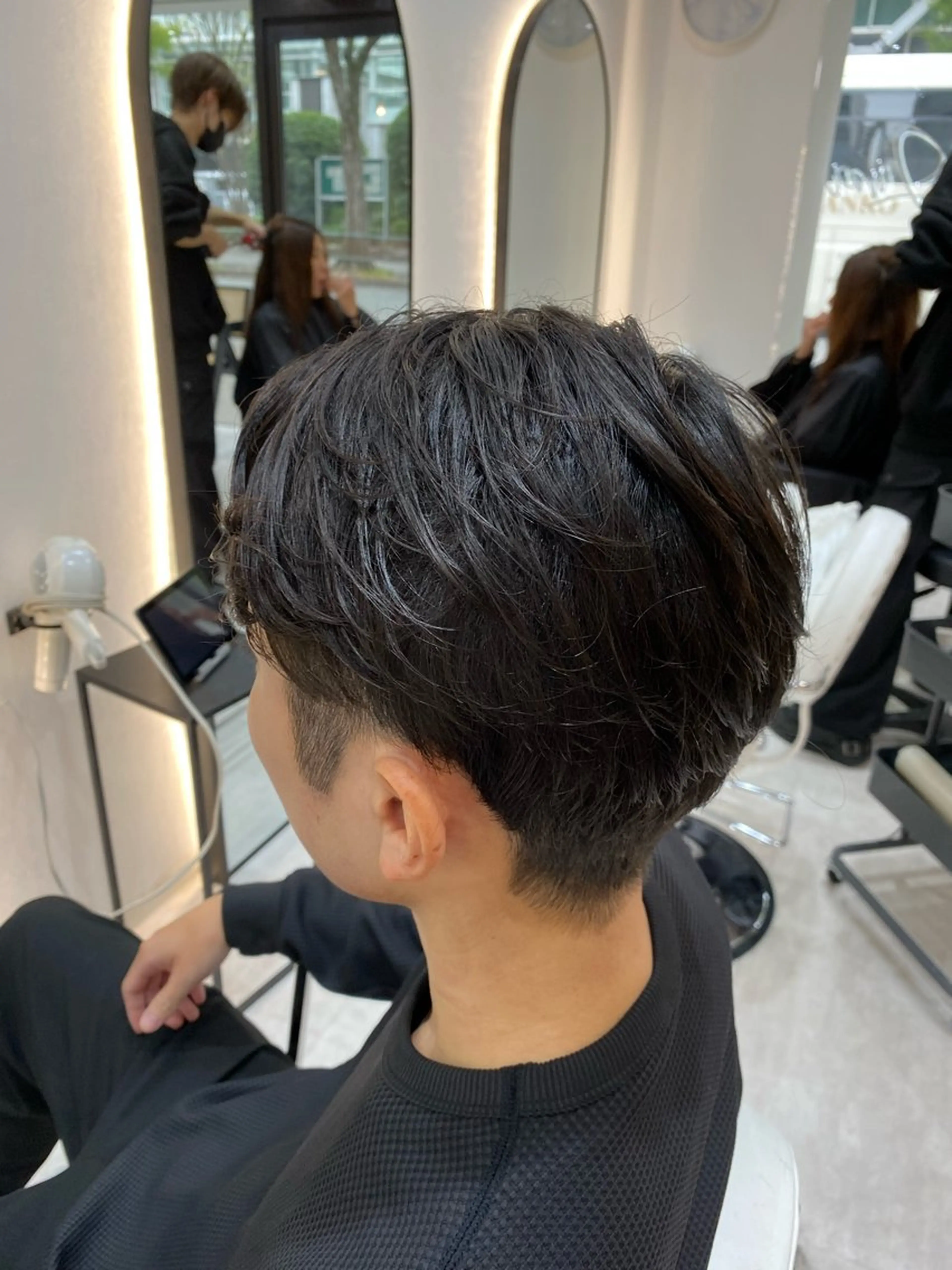 ミディアム ミディアムパーマ 艶髪・透明感カラー・ 韓国ヘア・Yuriのヘアスタイル