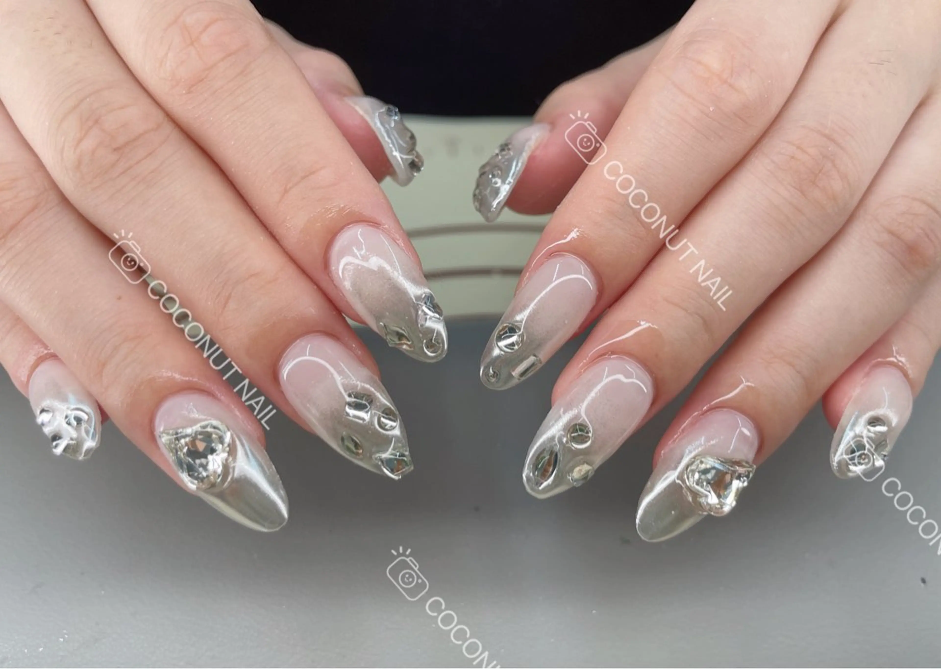 ネイル ハンドネイル 神田 ココナッツのネイルデザイン