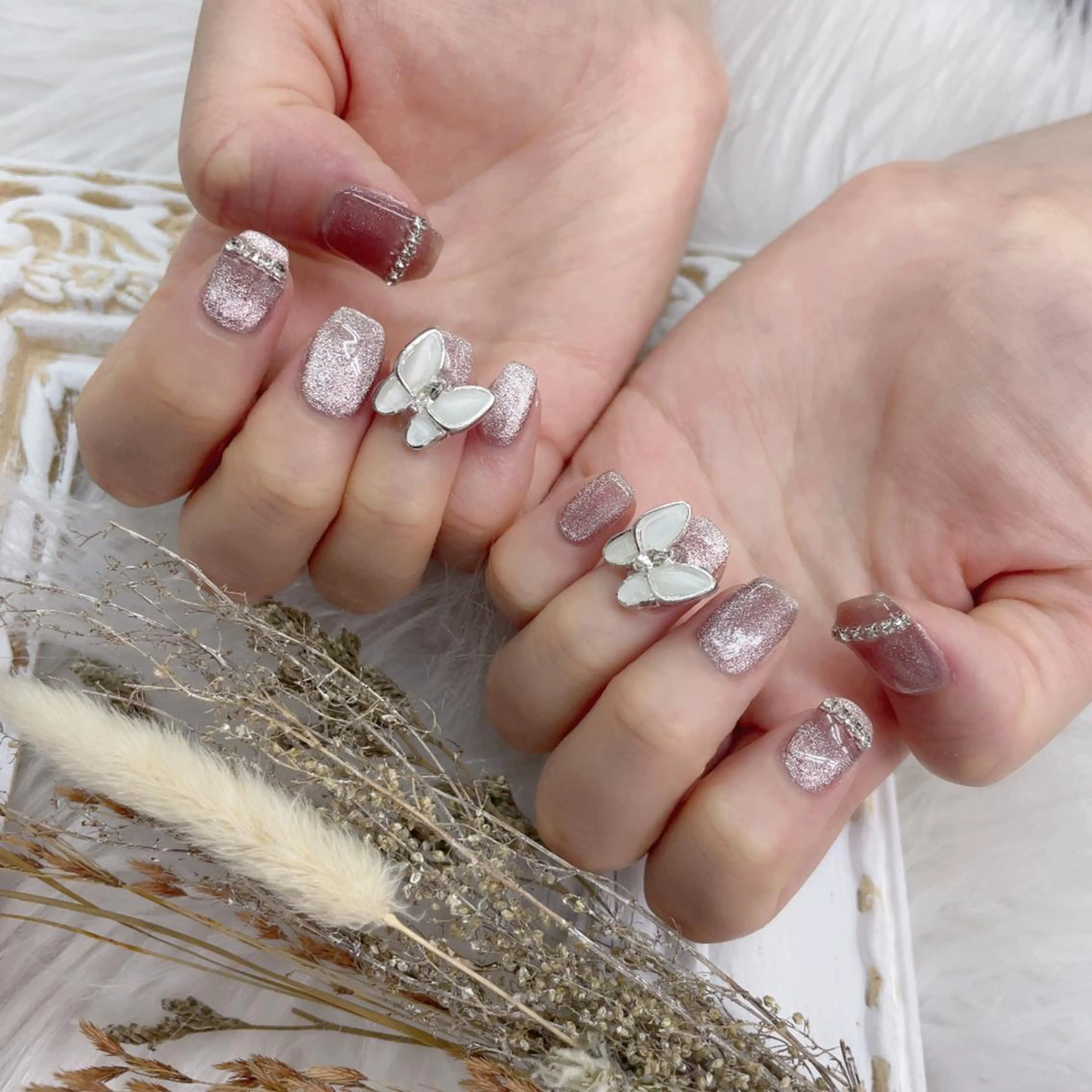 ネイル 🦋ネイルサロン ブラン🌈ゆりのネイルデザイン